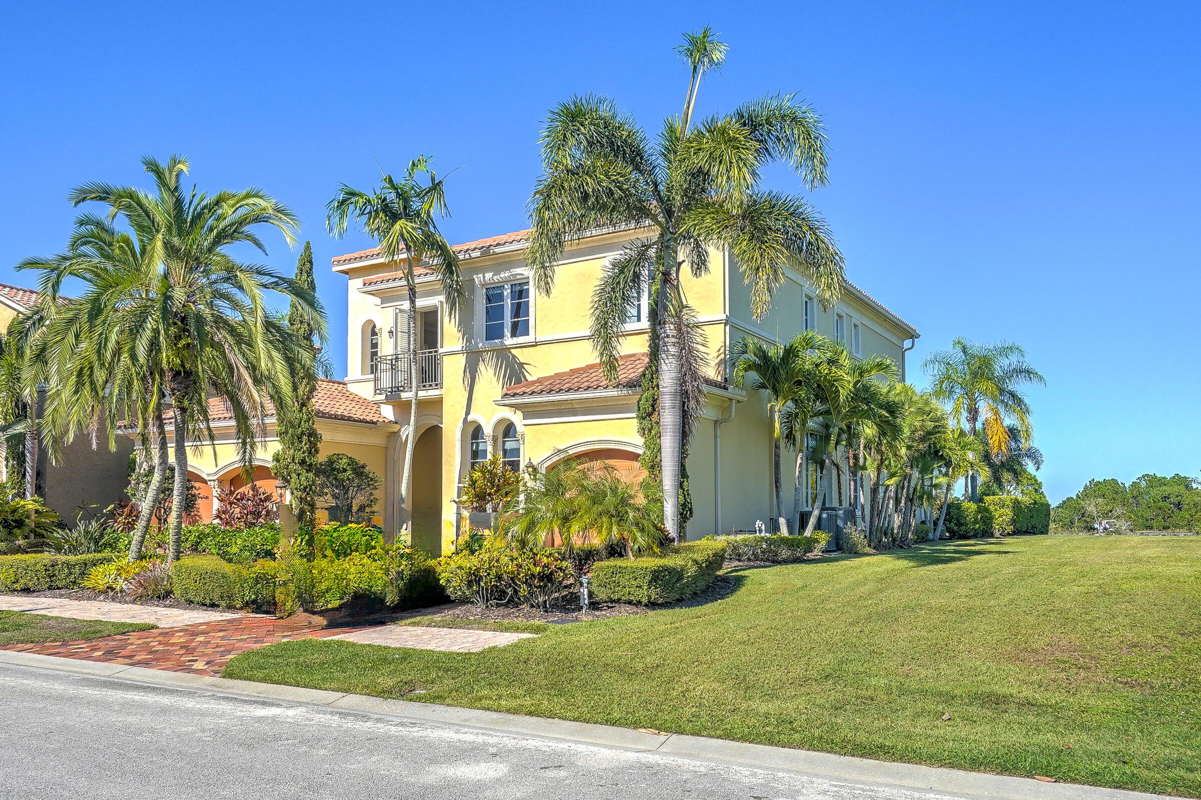 190 SE Bella Strano, Port St. Lucie, FL 34984, Port St. Lucie - Photo 5