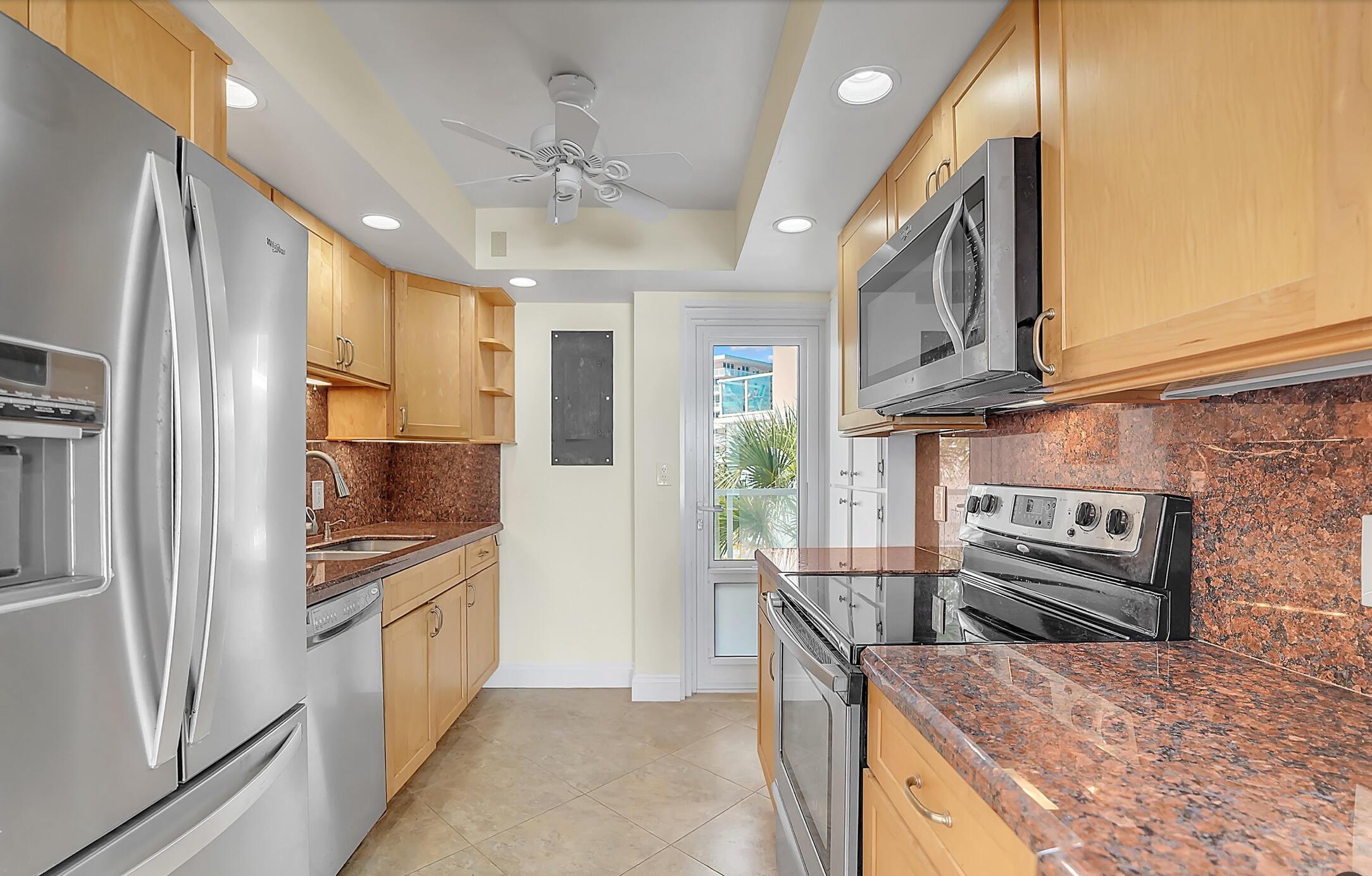 1057 Hillsboro Mile 411, Hillsboro Beach, FL 33062, Hillsboro Beach - Photo 5