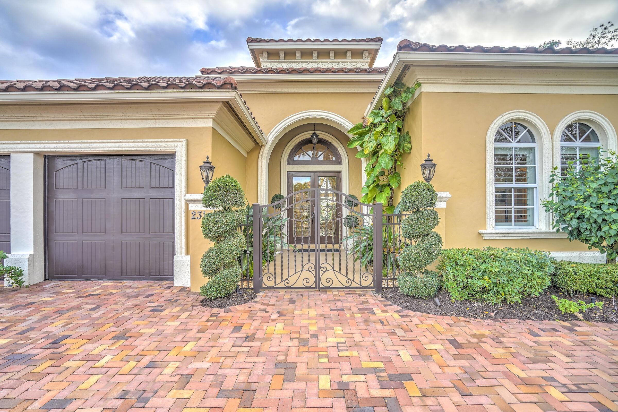 231 SE Bella Strano, Port St. Lucie, FL 34984, Port St. Lucie - Photo 4