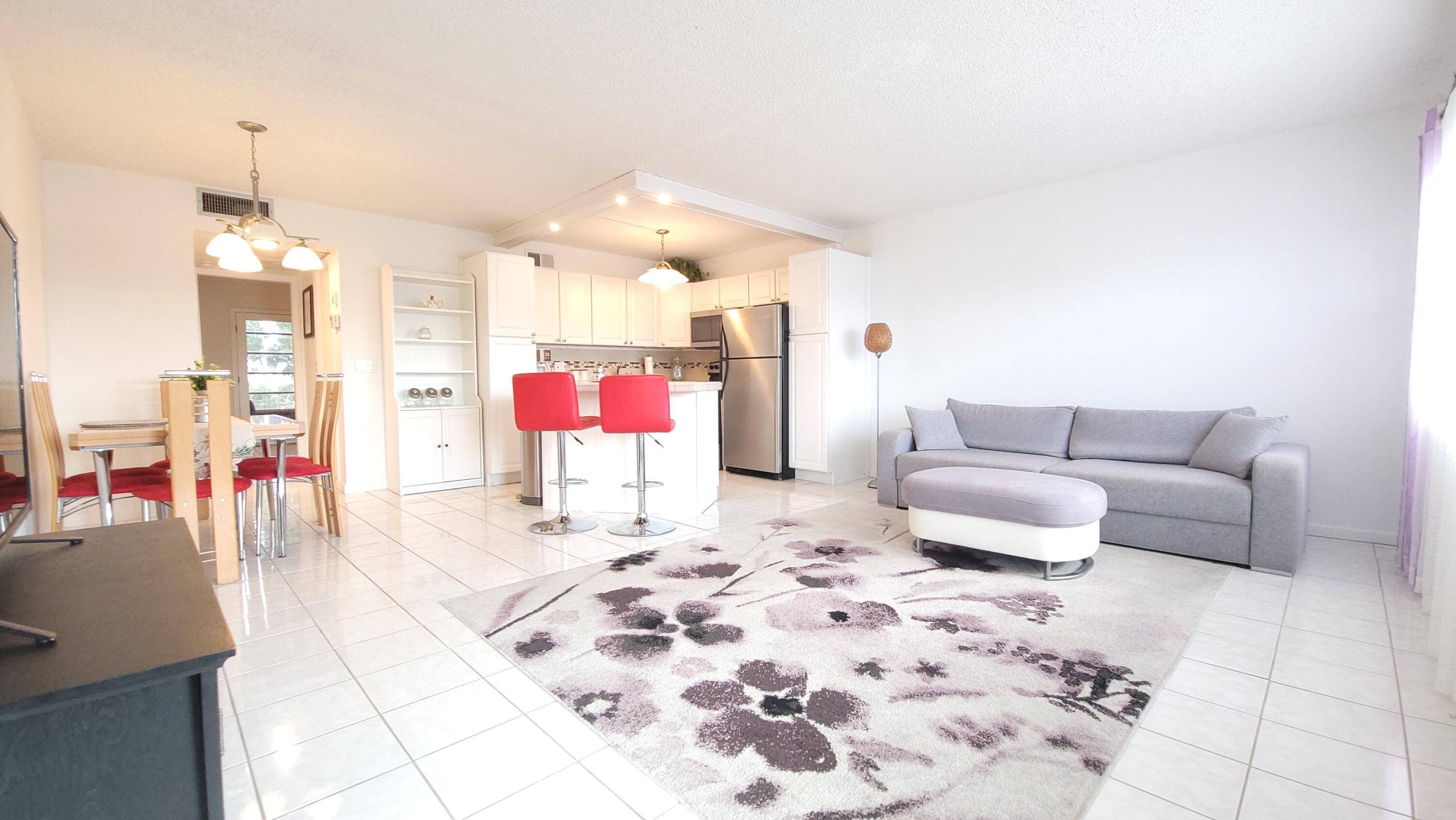 405 Southampton A, West Palm Beach, FL 33417, West Palm Beach