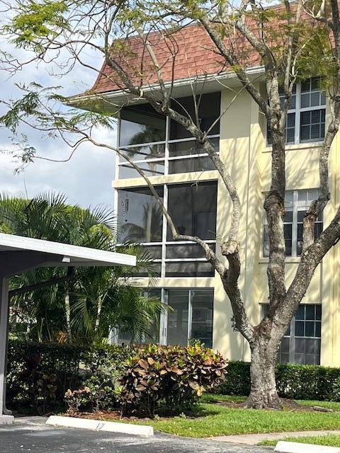 5500 Tamberlane Circle 305, Palm Beach Gardens, FL 33418, Palm Beach Gardens - Photo 2