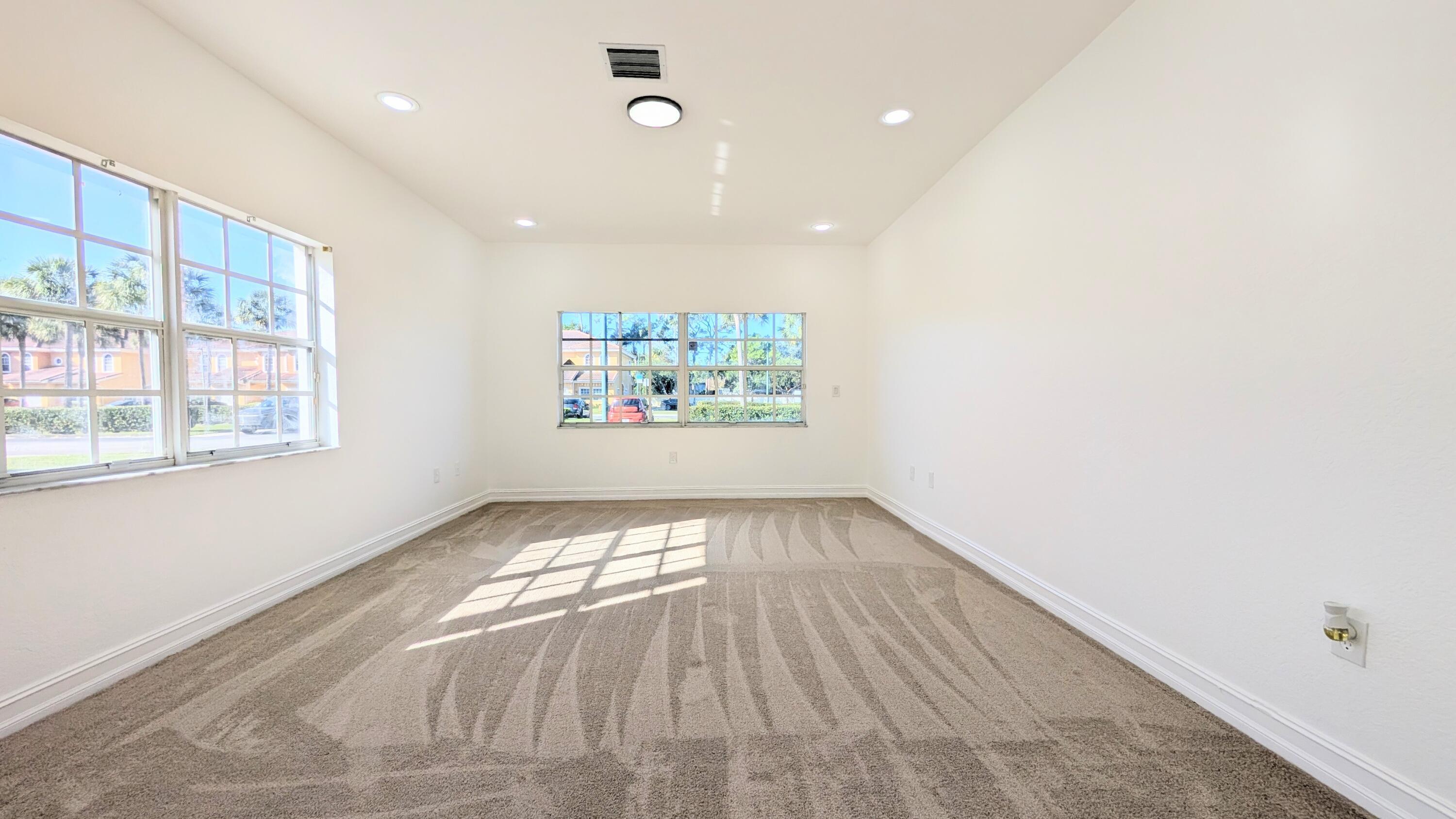 5810 Erik Way, Greenacres, FL 33463, Greenacres - Photo 3