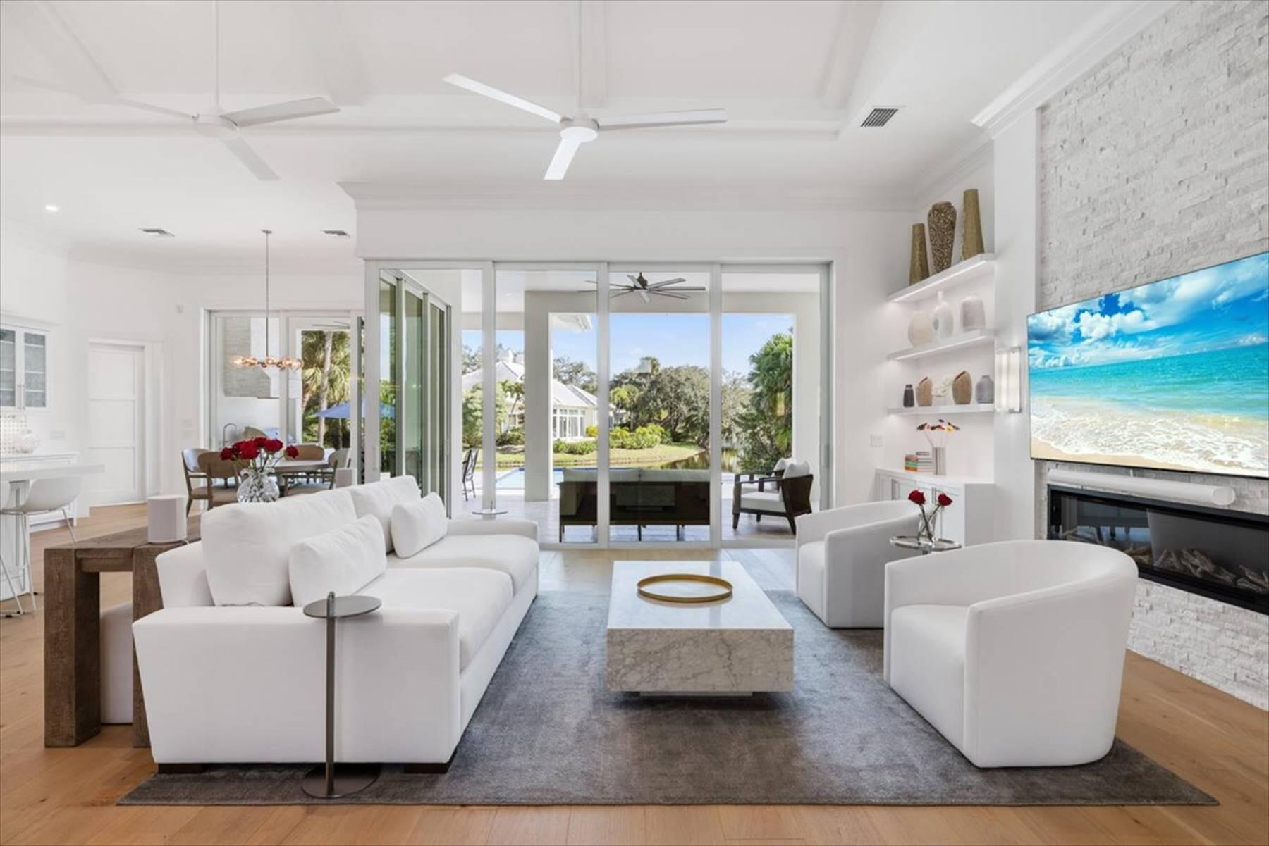 201 Shores Drive, Vero Beach, FL 32963, Vero Beach - Photo 2