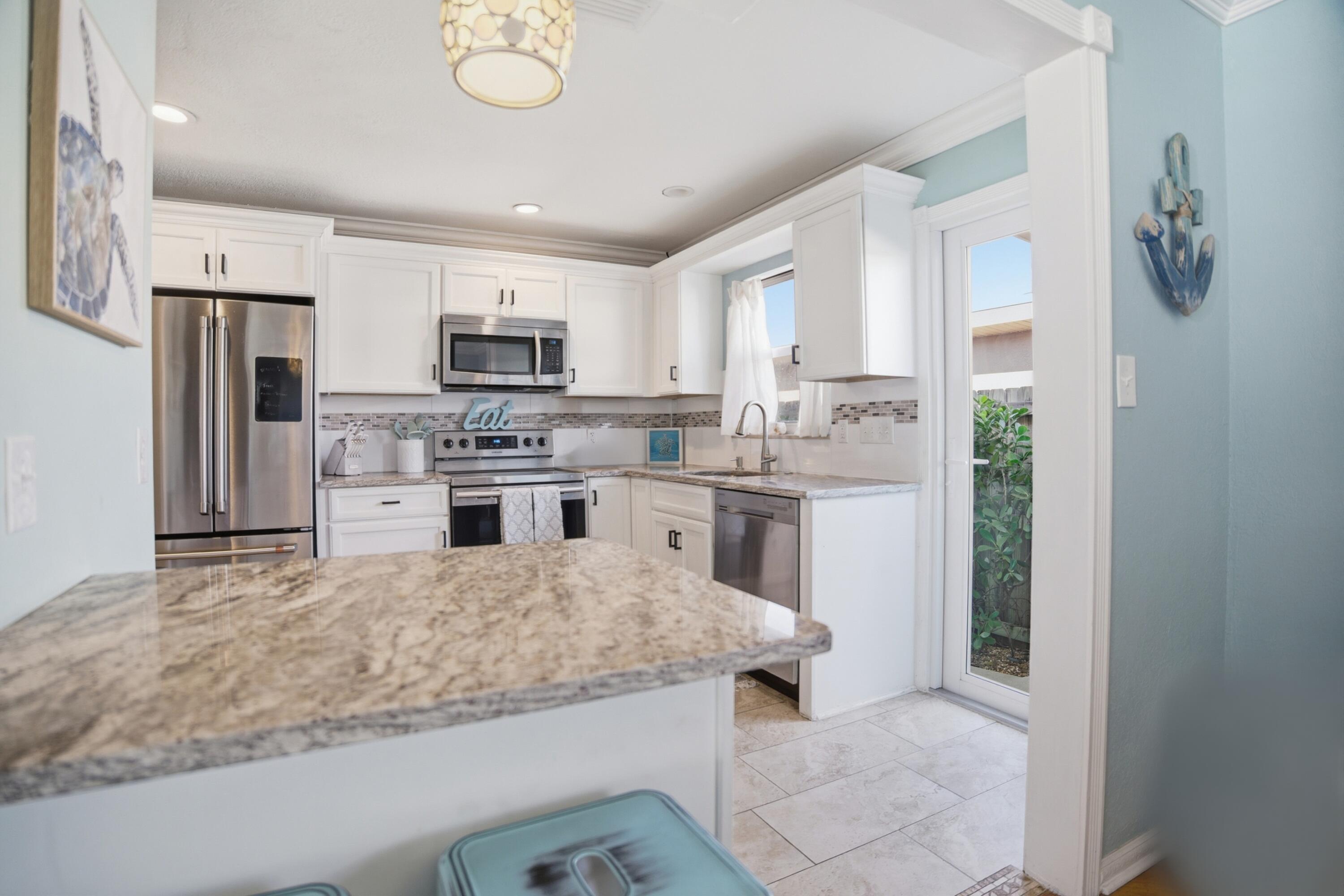 525 N L Street, Lake Worth Beach, FL 33460, Lake Worth Beach - Photo 2