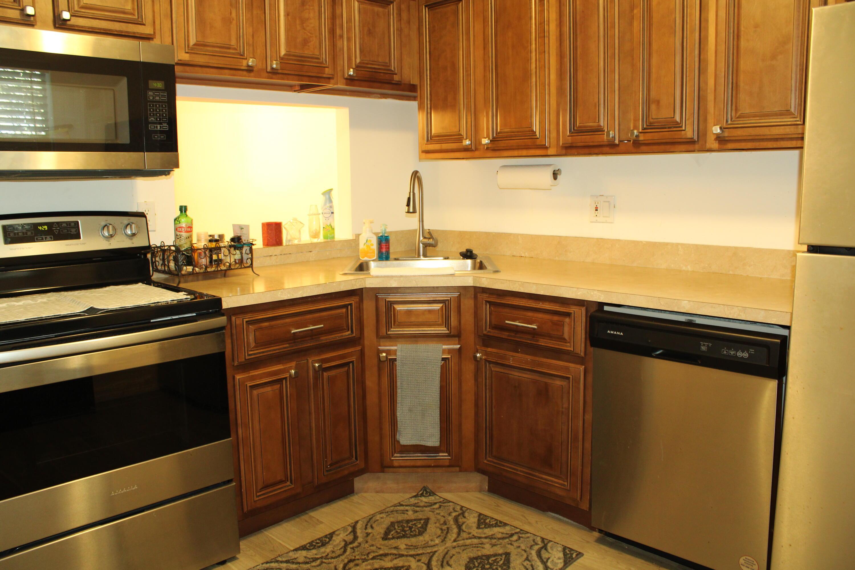 3200 Holiday Springs Boulevard 105, Margate, FL 33063, Margate - Photo 5