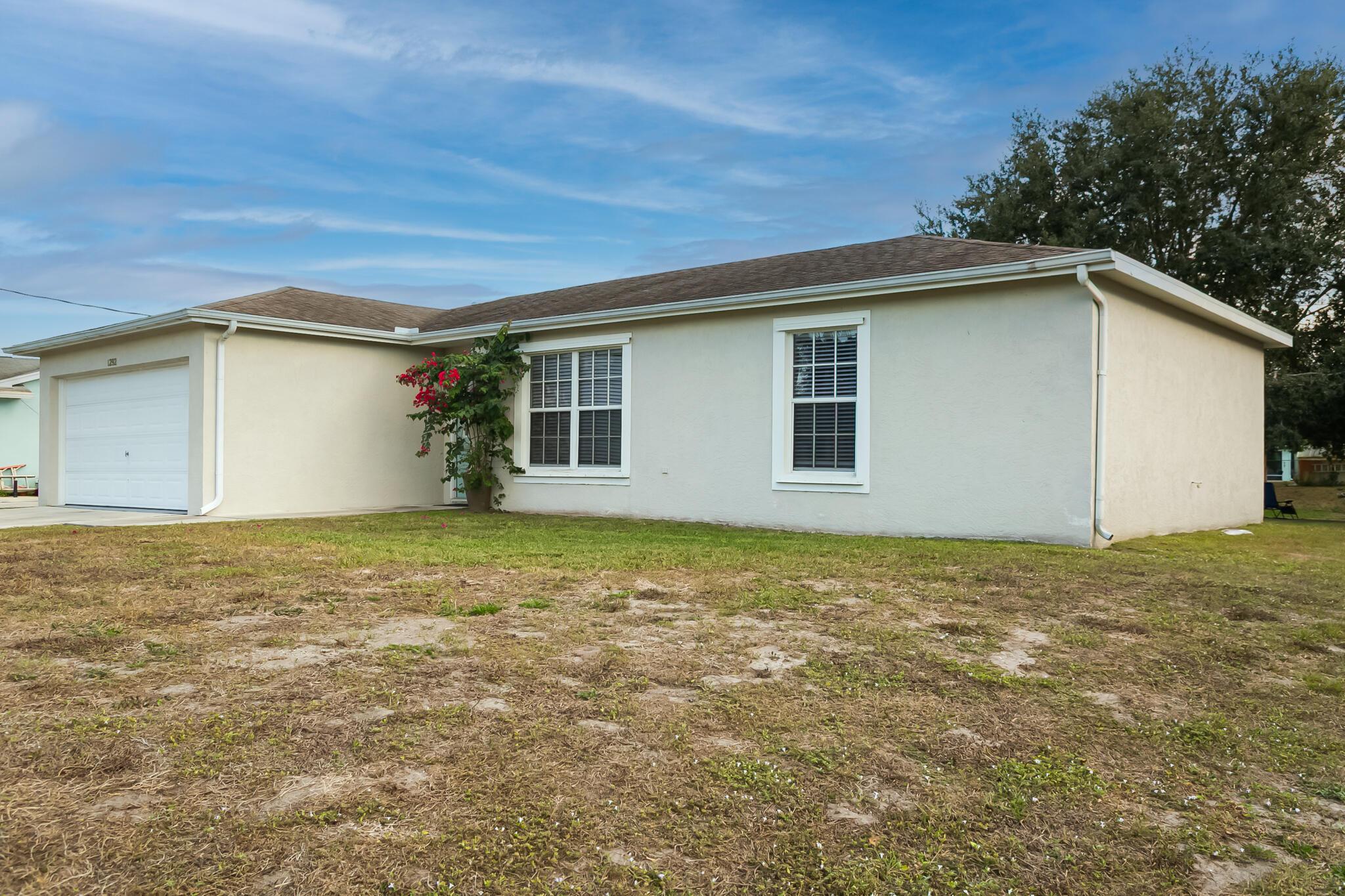 1292 SW Bellevue Avenue, Port St. Lucie, FL 34953, Port St. Lucie - Photo 2