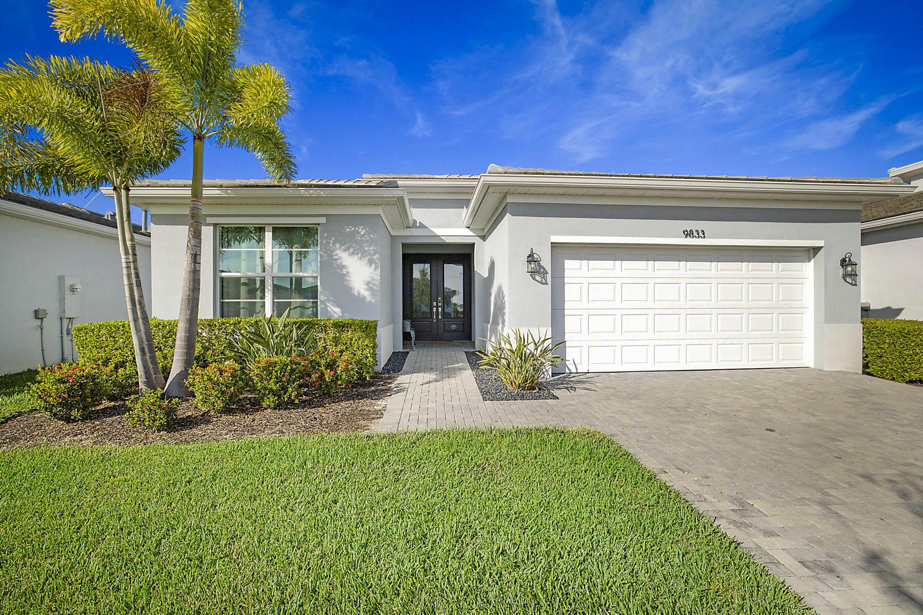9833 SW Isabelline Drive, Port St. Lucie, FL 34987, Port St. Lucie - Photo 3