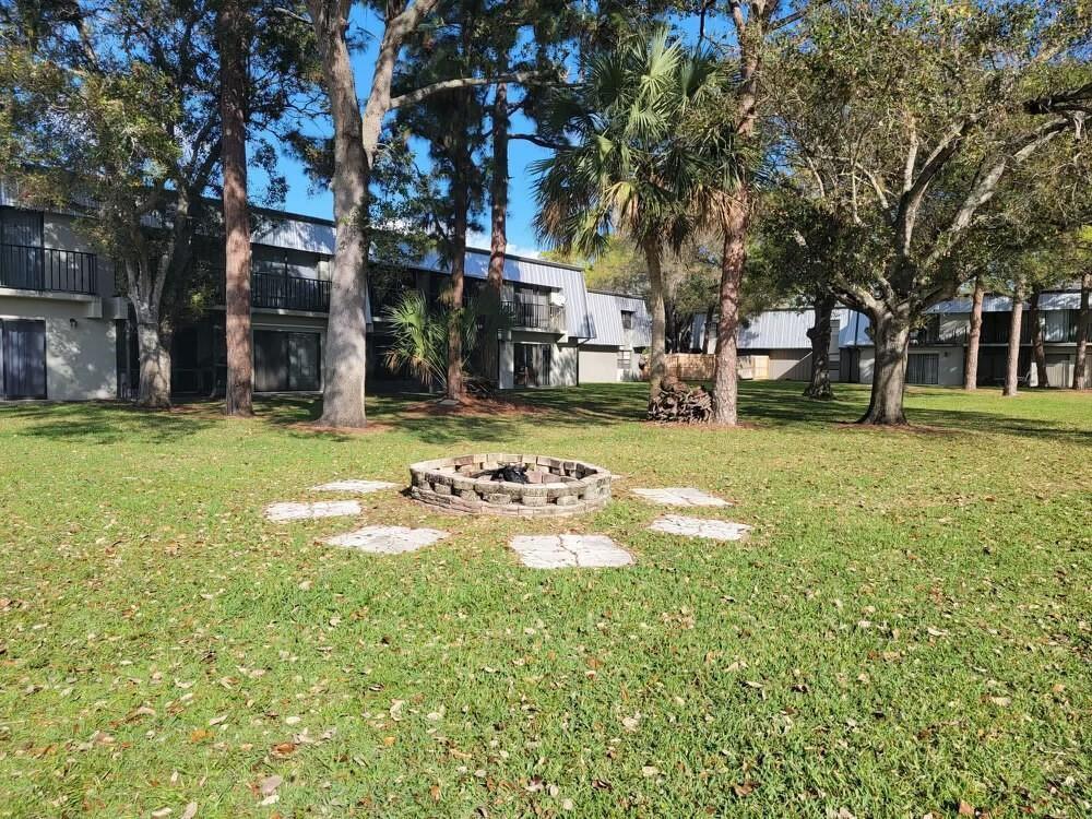 2516 S 19th Street 208, Fort Pierce, FL 34982, Fort Pierce - Photo 3