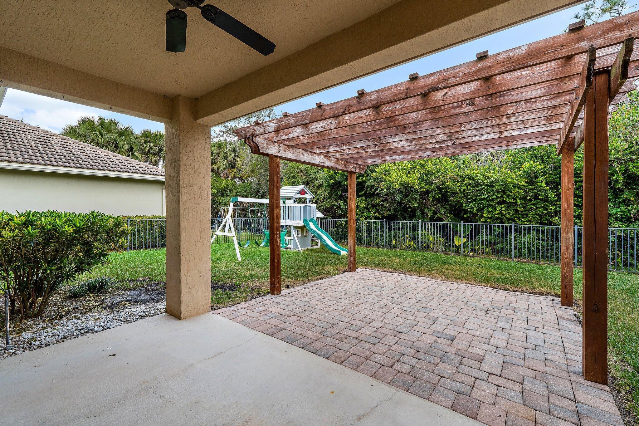 5903 SE Crooked Oak Avenue, Hobe Sound, FL 33455, Hobe Sound - Photo 3