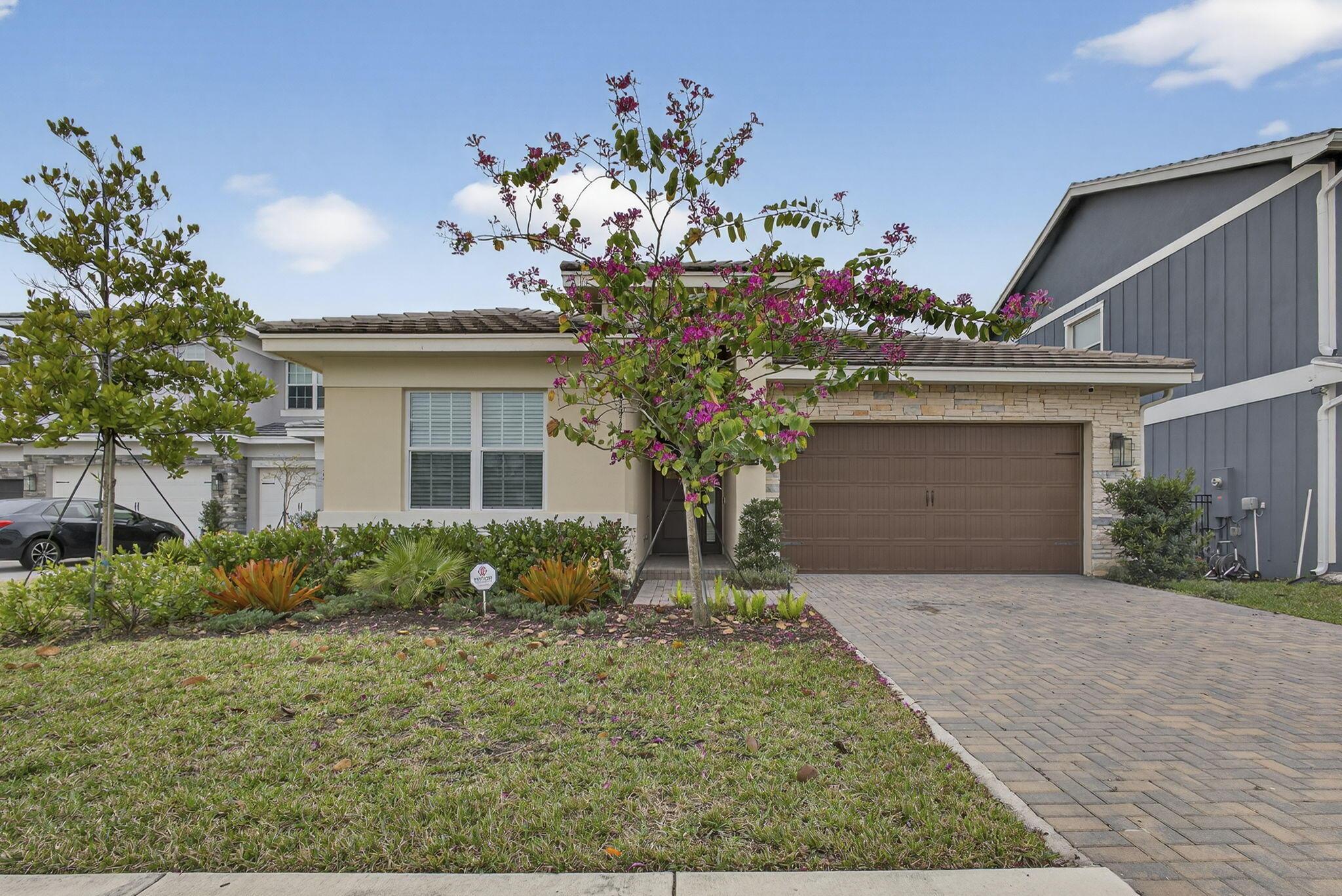 1411 Thistle Place, Loxahatchee, FL 33470, Loxahatchee - Photo 2
