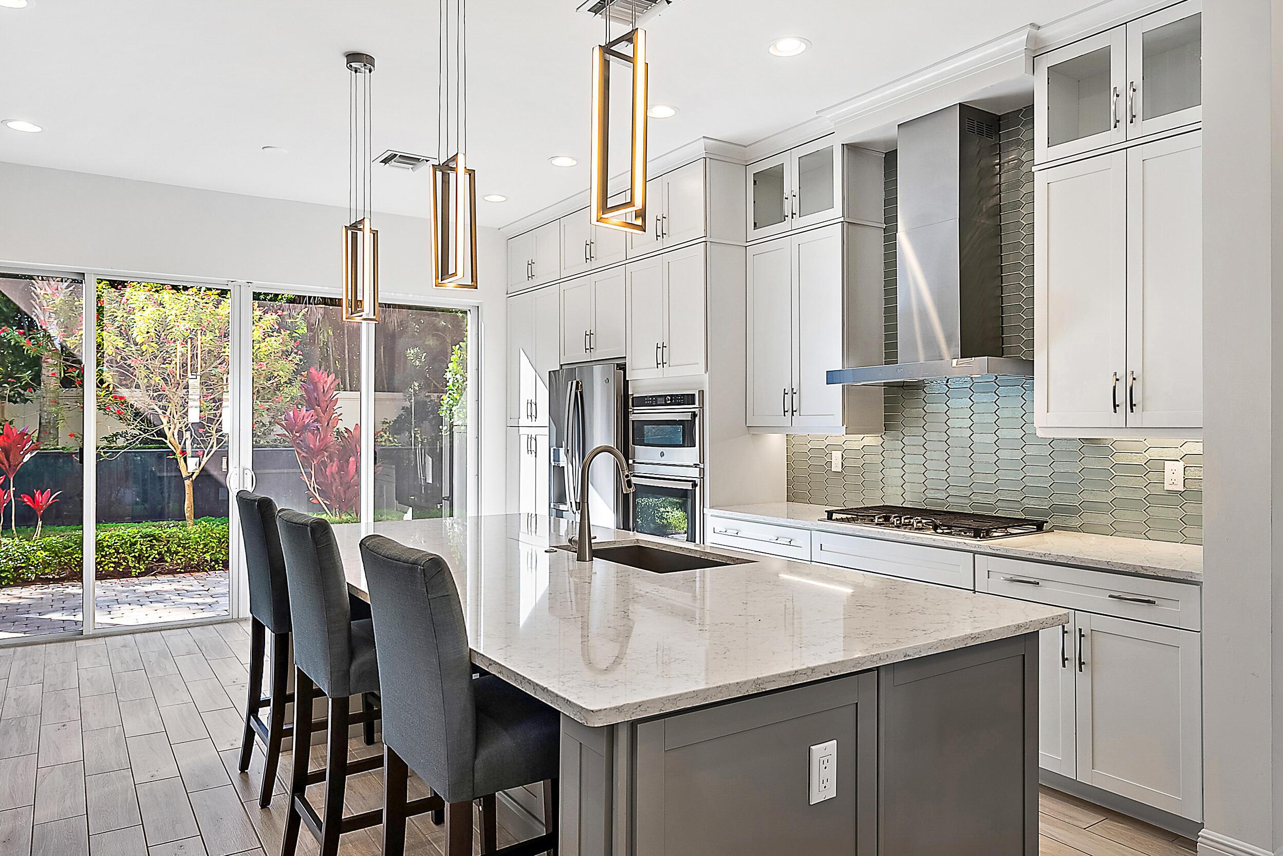 165 Bonnette Hunt Club Lane, Palm Beach Gardens, FL 33418, Palm Beach Gardens - Photo 3