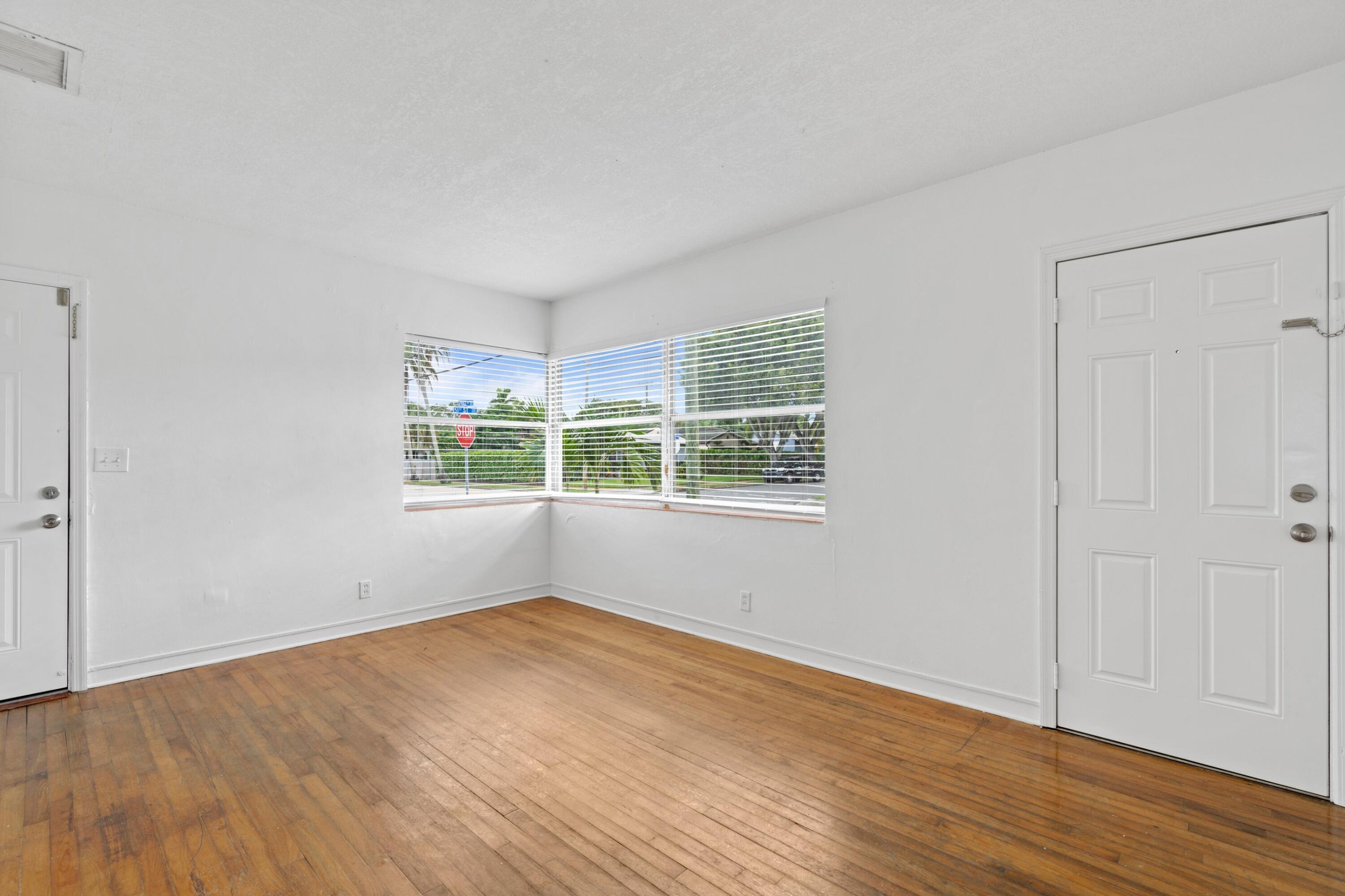 5208 Spruce Avenue B, West Palm Beach, FL 33407, West Palm Beach - Photo 5