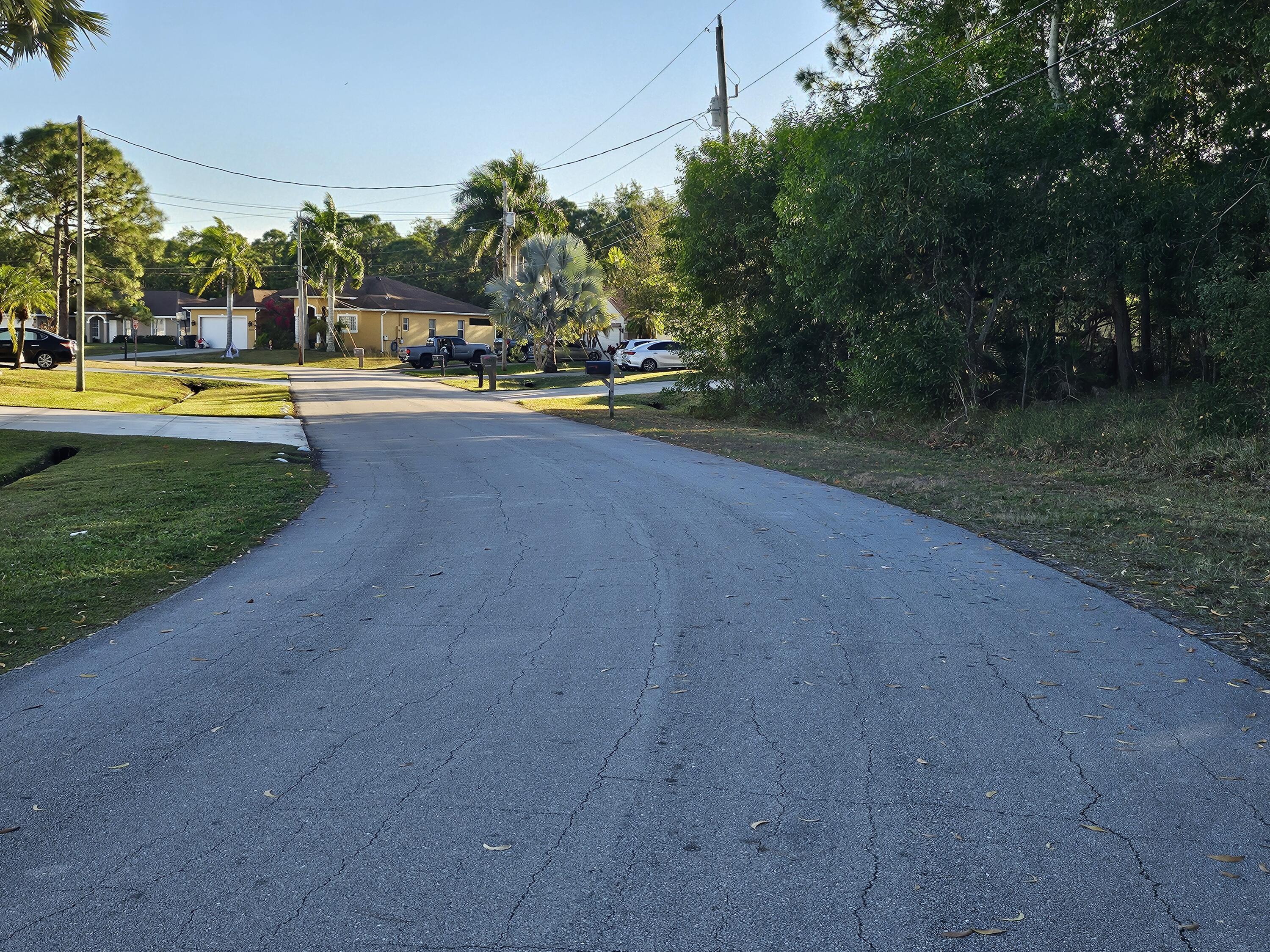 5436 NW Briscoe Drive, Port St. Lucie, FL 34986, Port St. Lucie - Photo 3