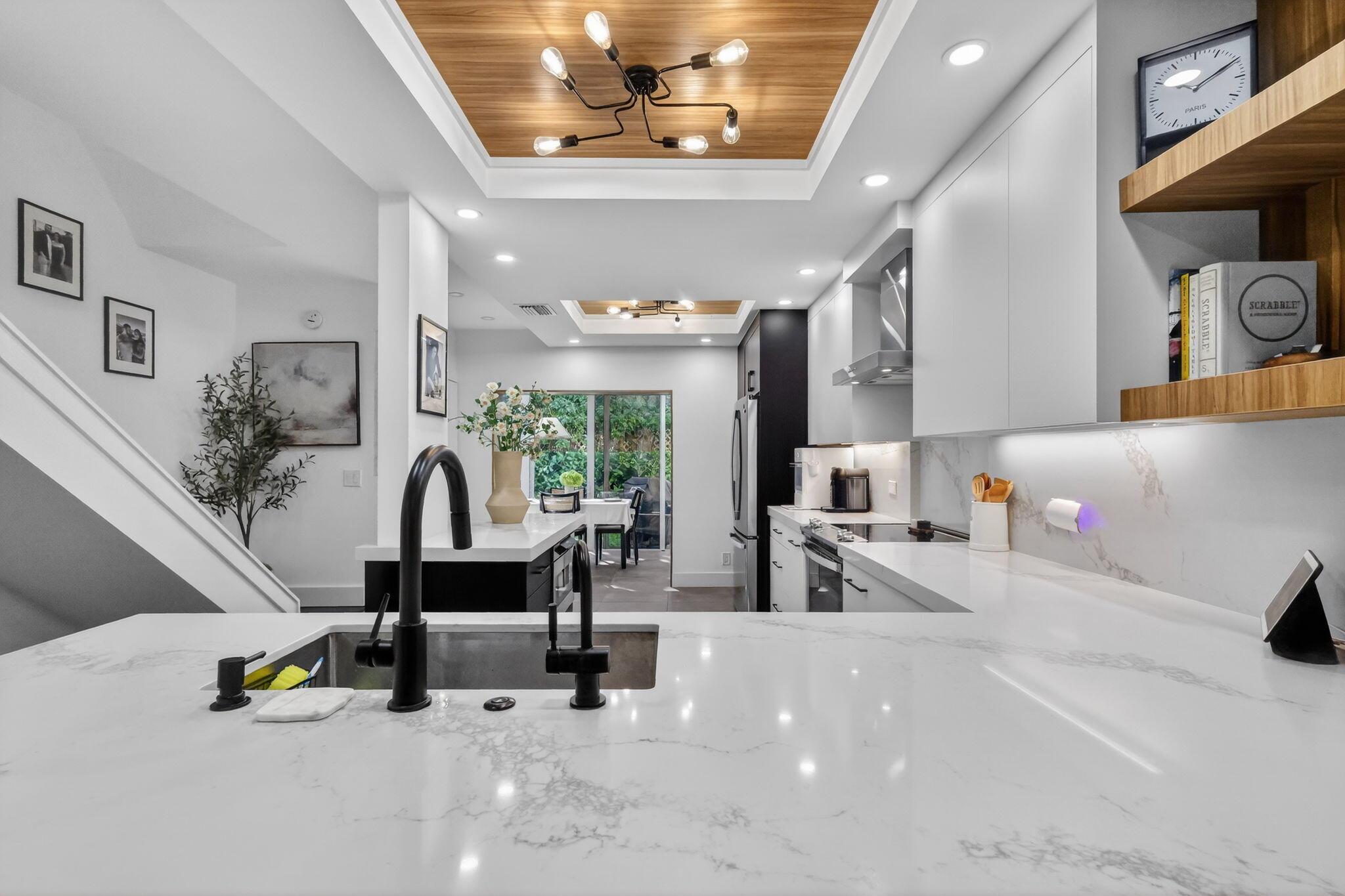 836 Kokomo Key Lane, Delray Beach, FL 33483, Delray Beach - Photo 4