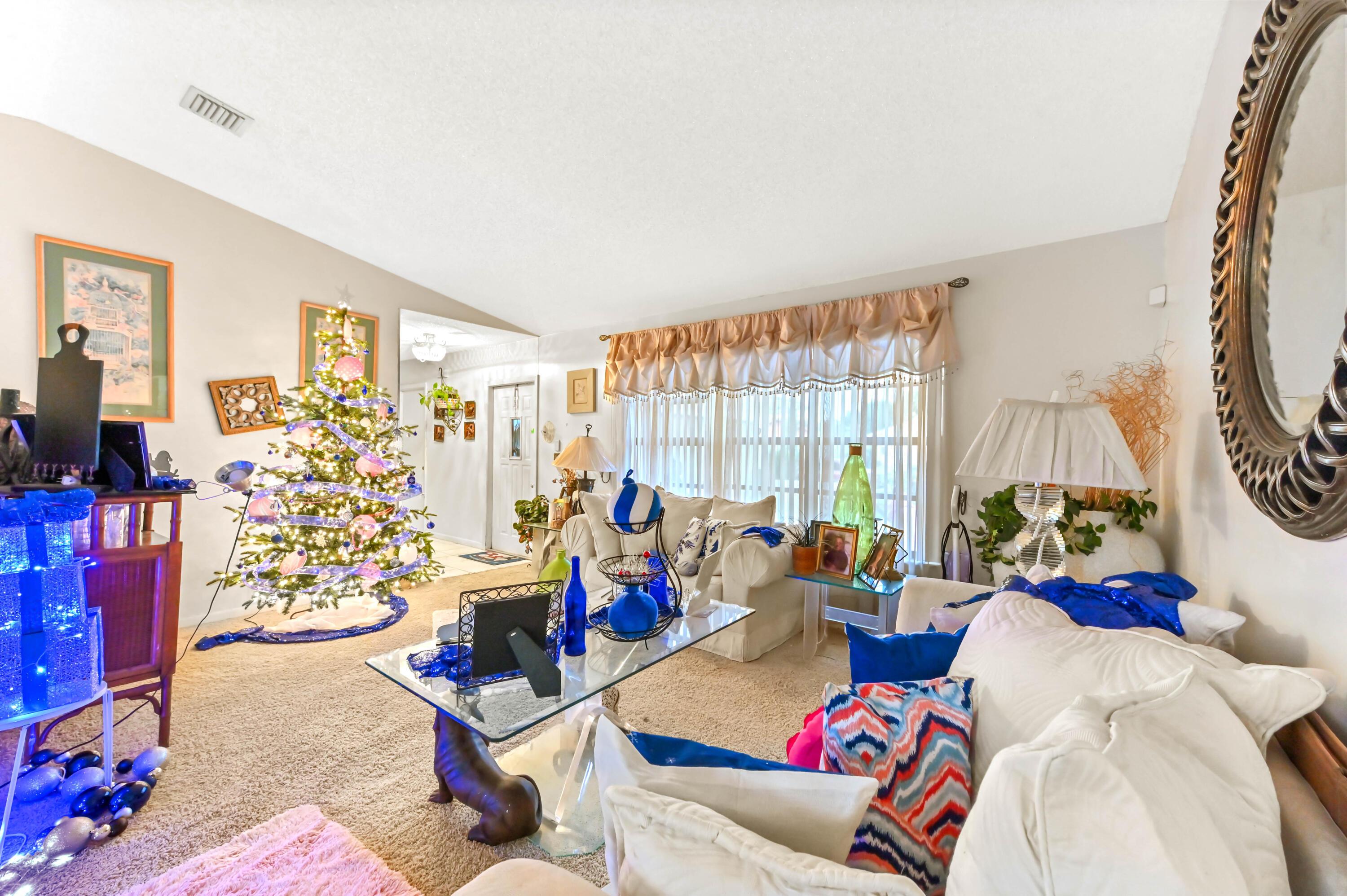 2531 Doral Way, Riviera Beach, FL 33407, Riviera Beach - Photo 4
