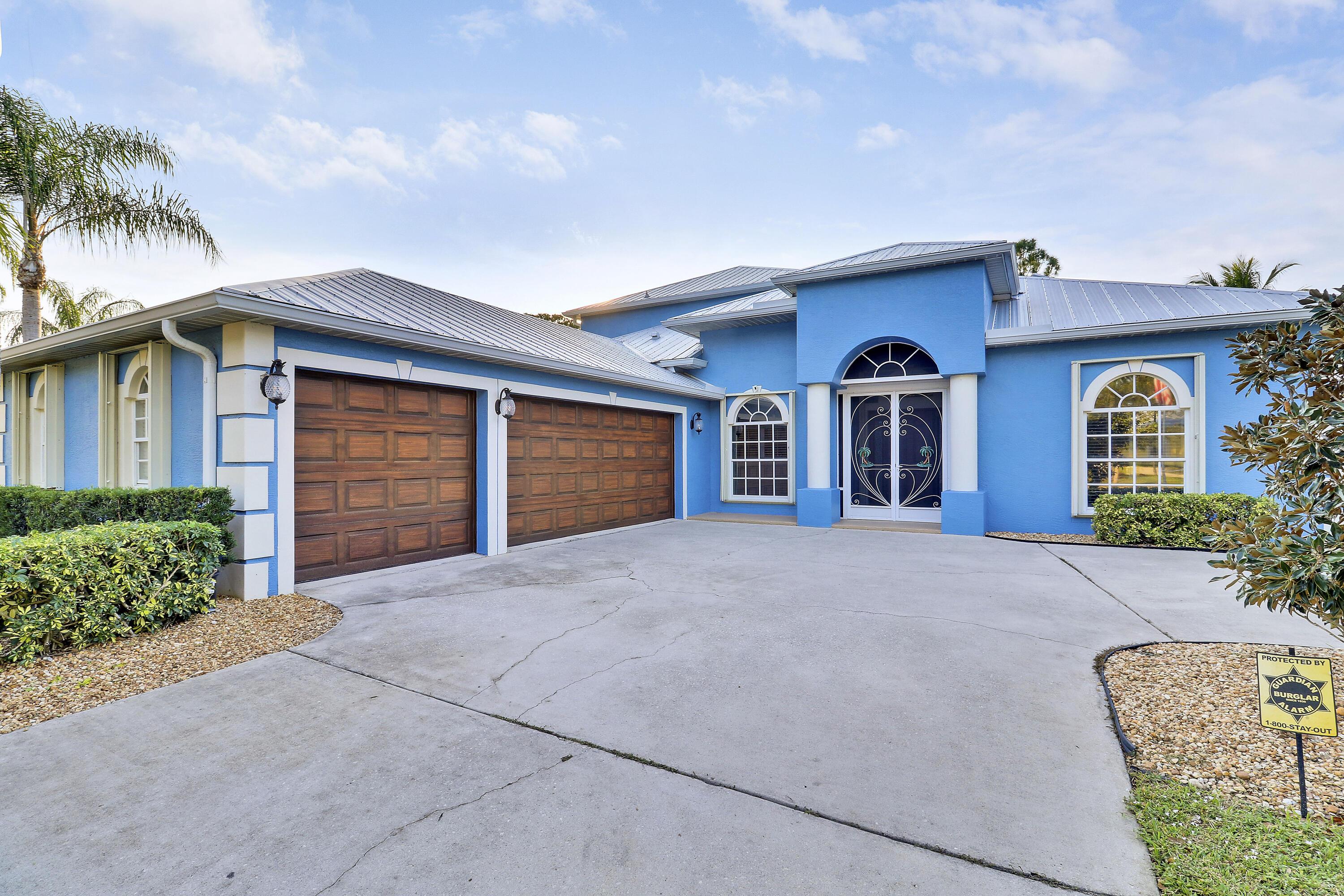 2260 NW Windemere Drive, Jensen Beach, FL 34957, Jensen Beach - Photo 2