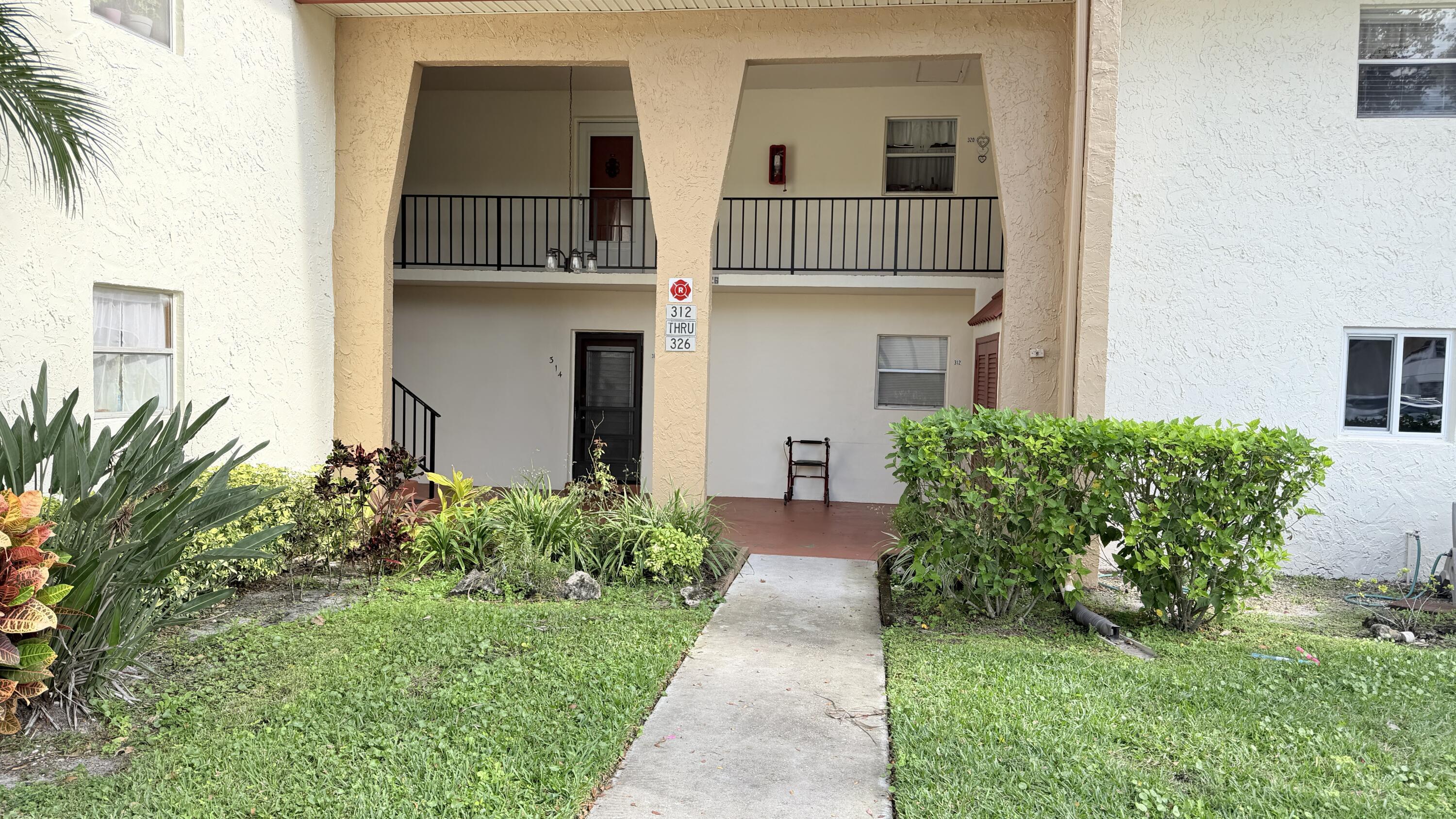 320 Lake Dora Drive 320, West Palm Beach, FL 33411, West Palm Beach