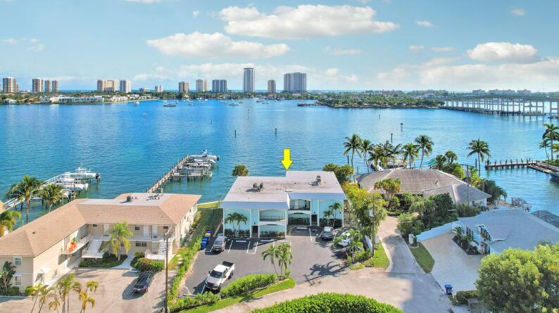 360 Wilma Circle 5, Riviera Beach, FL 33404, Riviera Beach - Photo 2