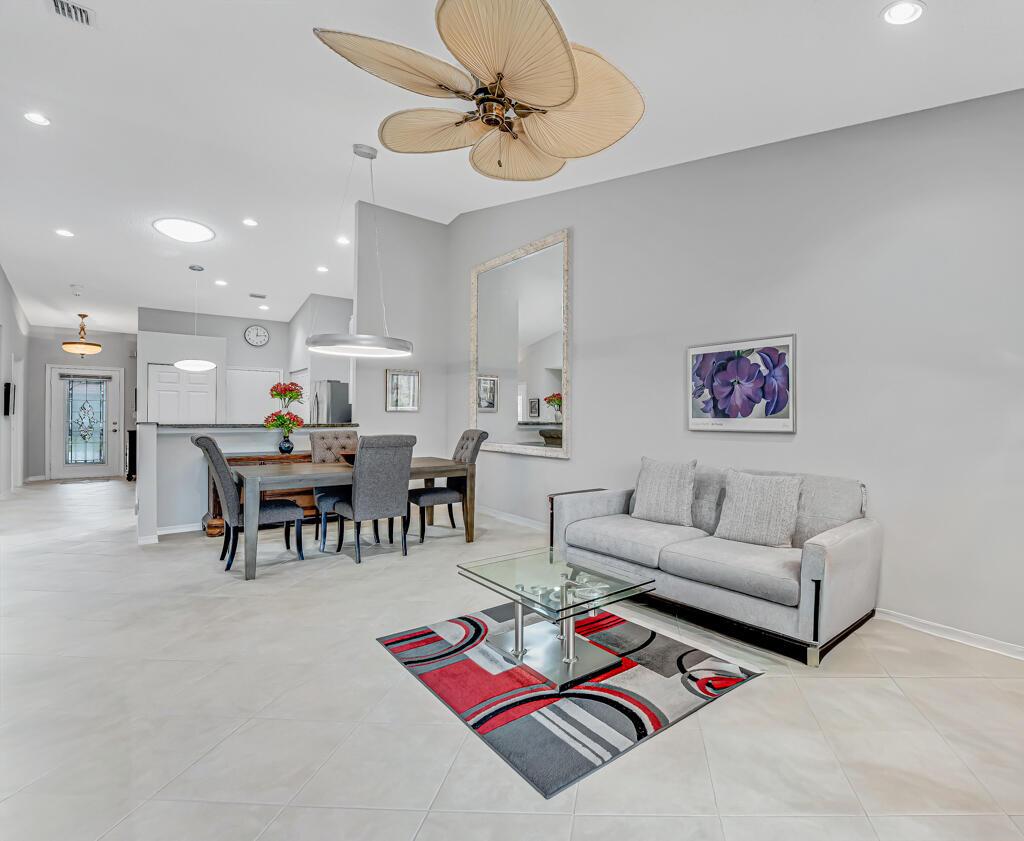 8590 Logia Circle, Boynton Beach, FL 33472, Boynton Beach - Photo 3