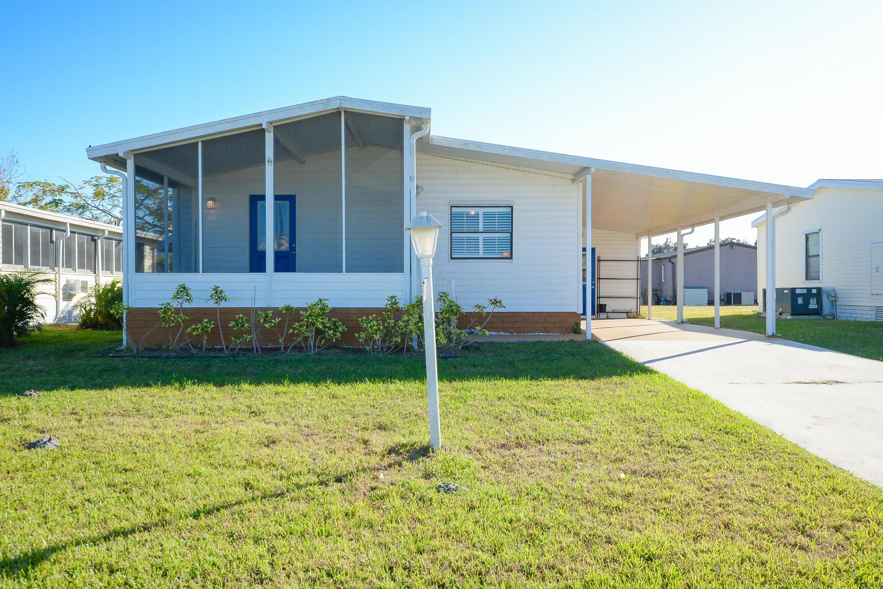 522 Hemingway Terrace, Fort Pierce, FL 34982, Fort Pierce - Photo 4