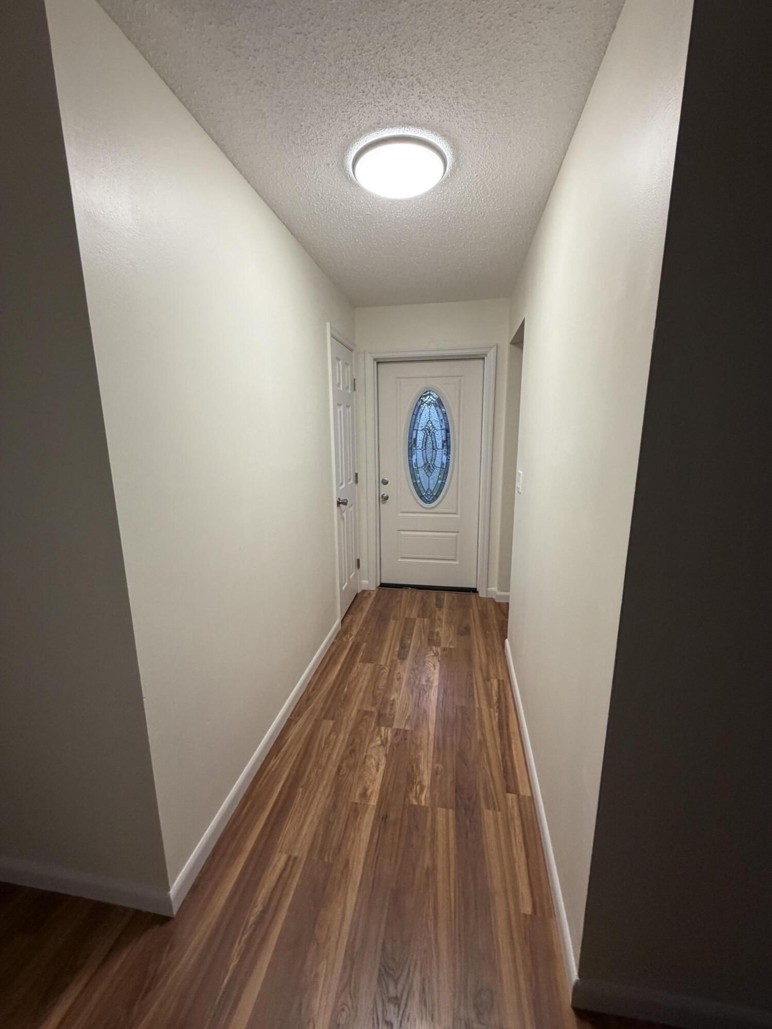 2156 34th Avenue, Vero Beach, FL 32960, Vero Beach - Photo 2