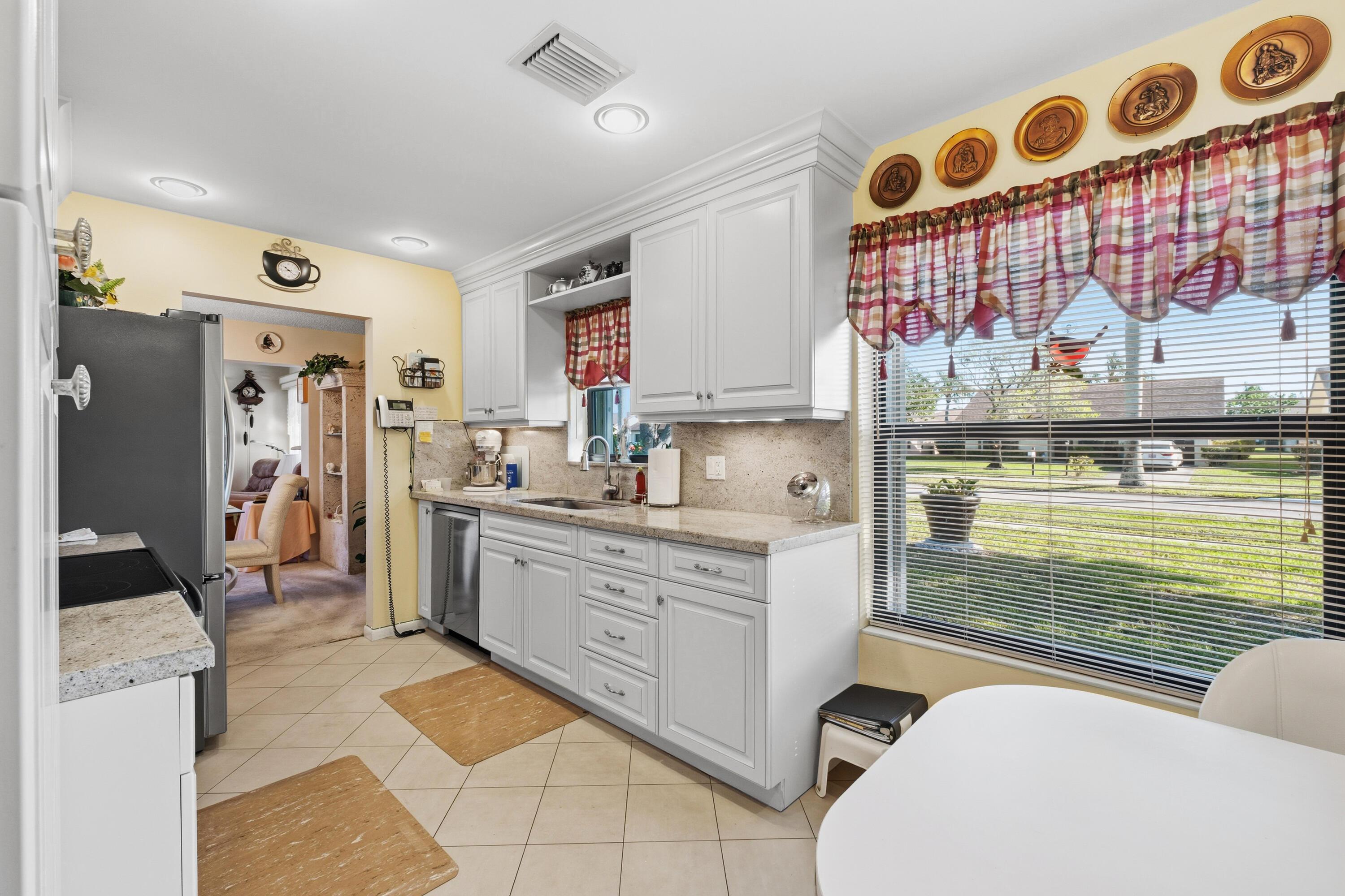 6251 Blue Baneberry Lane, Greenacres, FL 33463, Greenacres - Photo 4