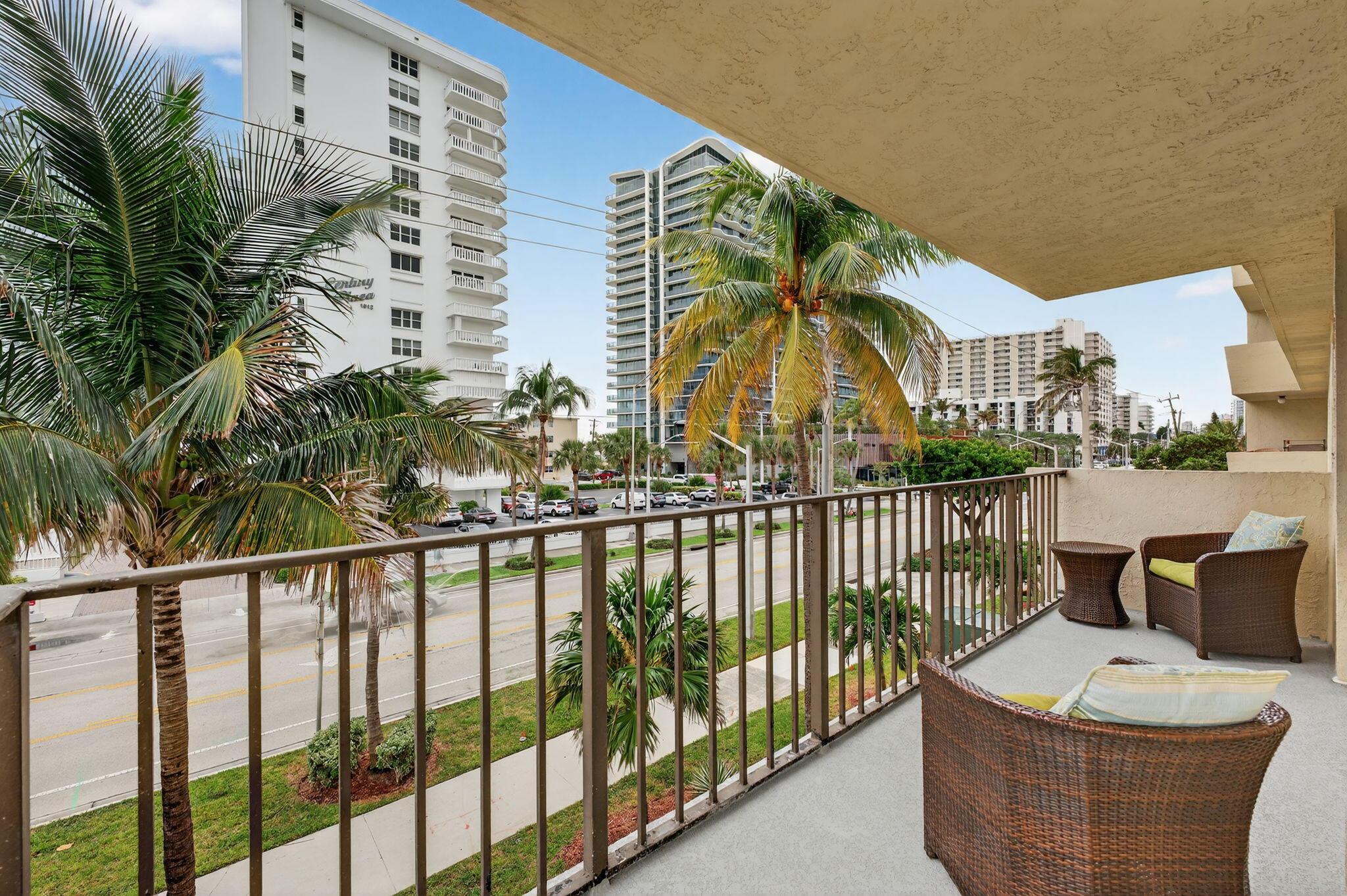 1009 N Ocean Boulevard 312, Pompano Beach, FL 33062, Pompano Beach - Photo 2