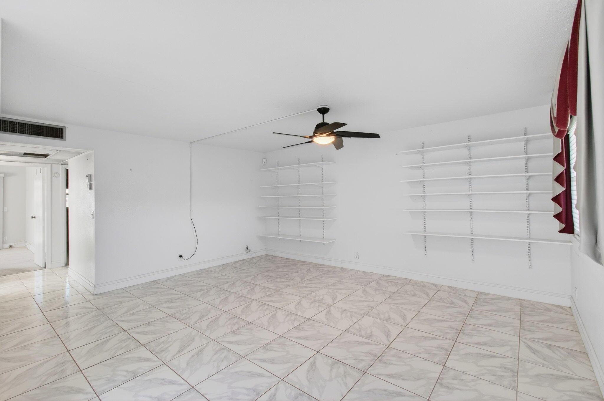 393 Flanders I, Delray Beach, FL 33484, Delray Beach - Photo 3