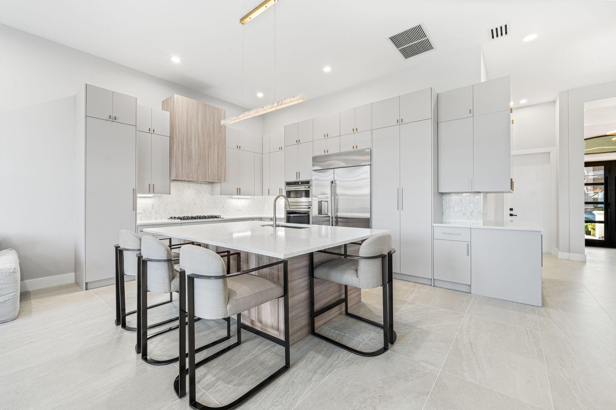 246 Sedona Way, Palm Beach Gardens, FL 33418, Palm Beach Gardens - Photo 3