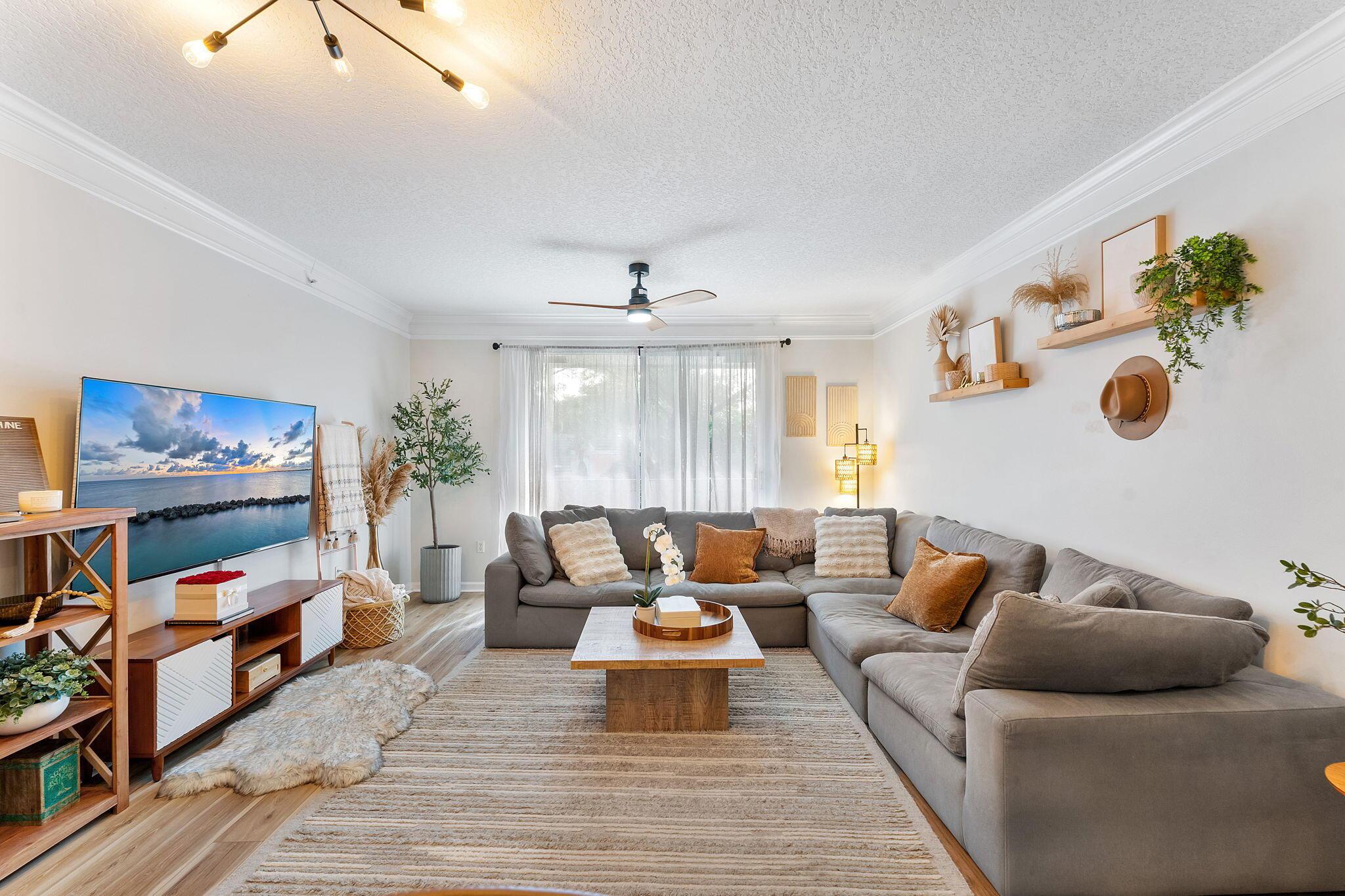 2020 Alta Meadows Lane 505, Delray Beach, FL 33444, Delray Beach - Photo 4