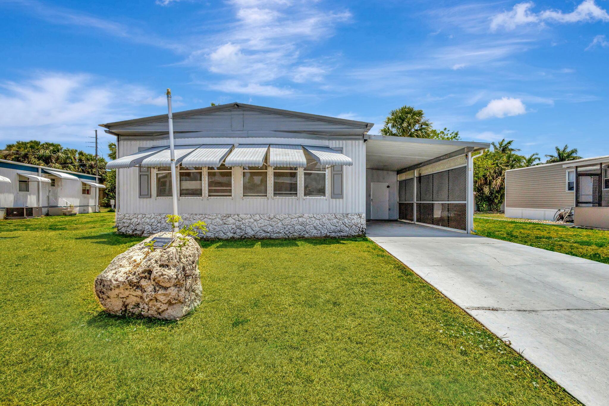 4072 74th Street N 395, Riviera Beach, FL 33404, Riviera Beach - Photo 2