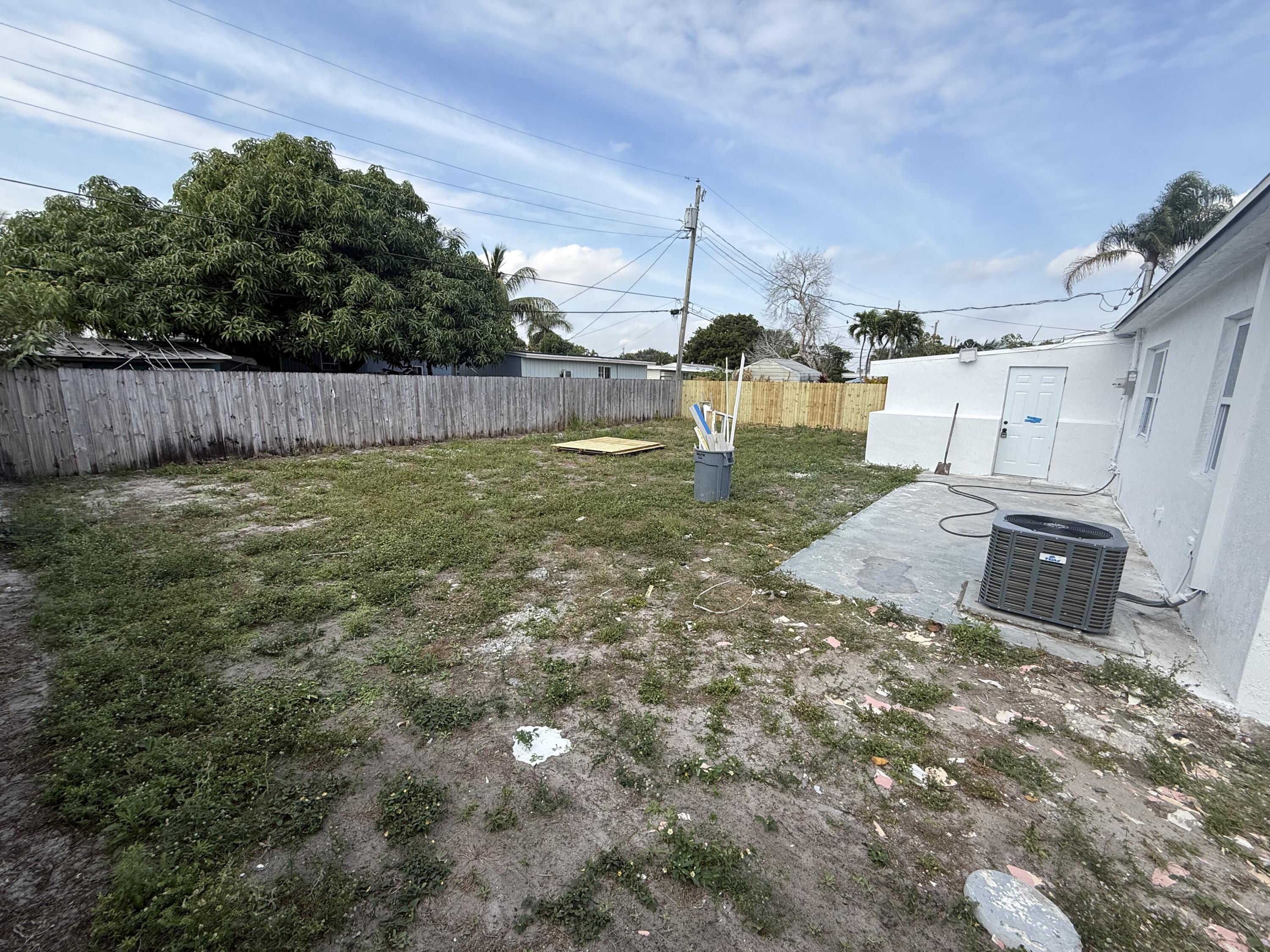 2353 S Beech Rd Road, West Palm Beach, FL 33409, West Palm Beach - Photo 5