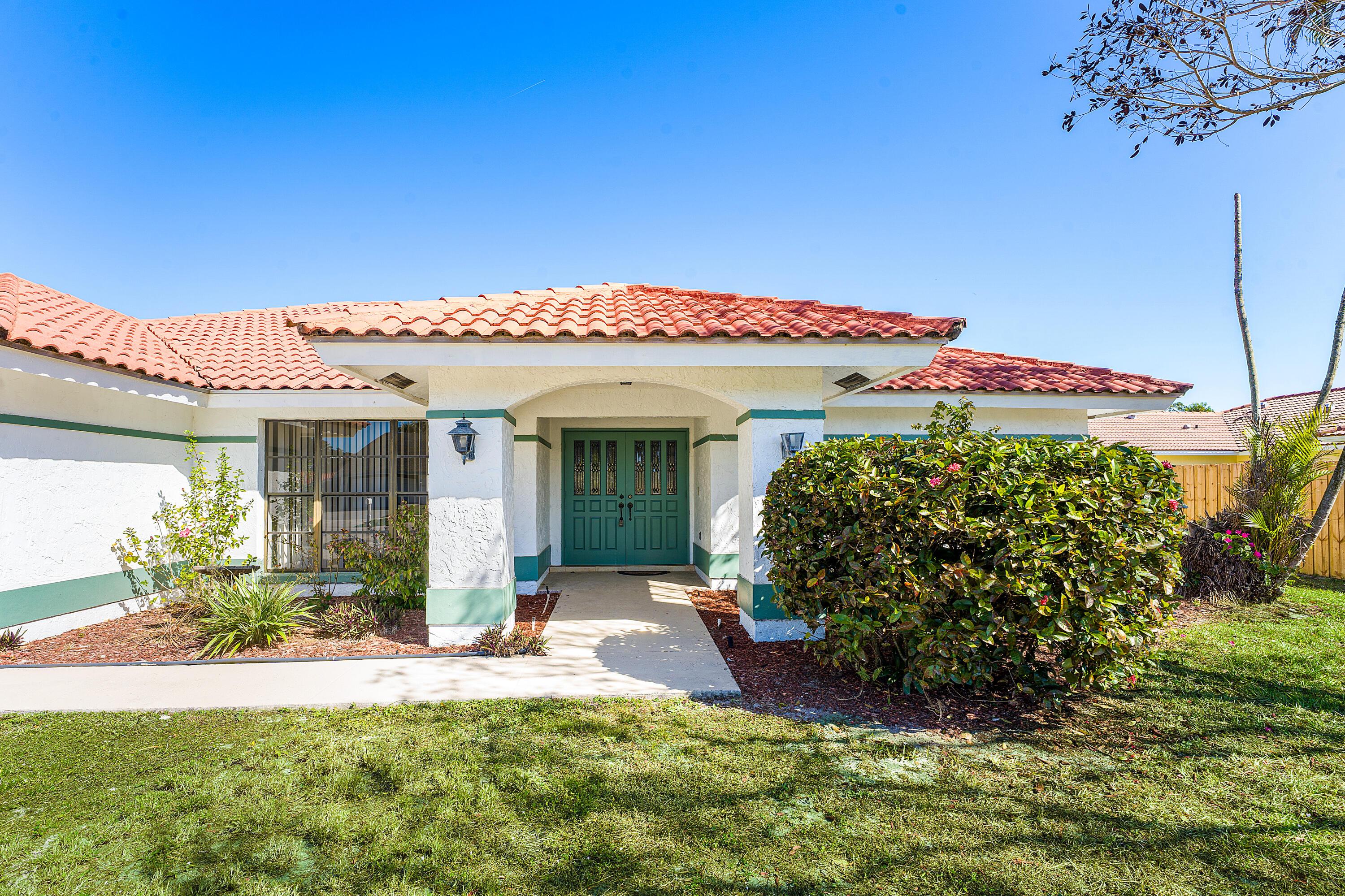 2057 Amesbury Circle, Wellington, FL 33414, Wellington - Photo 4