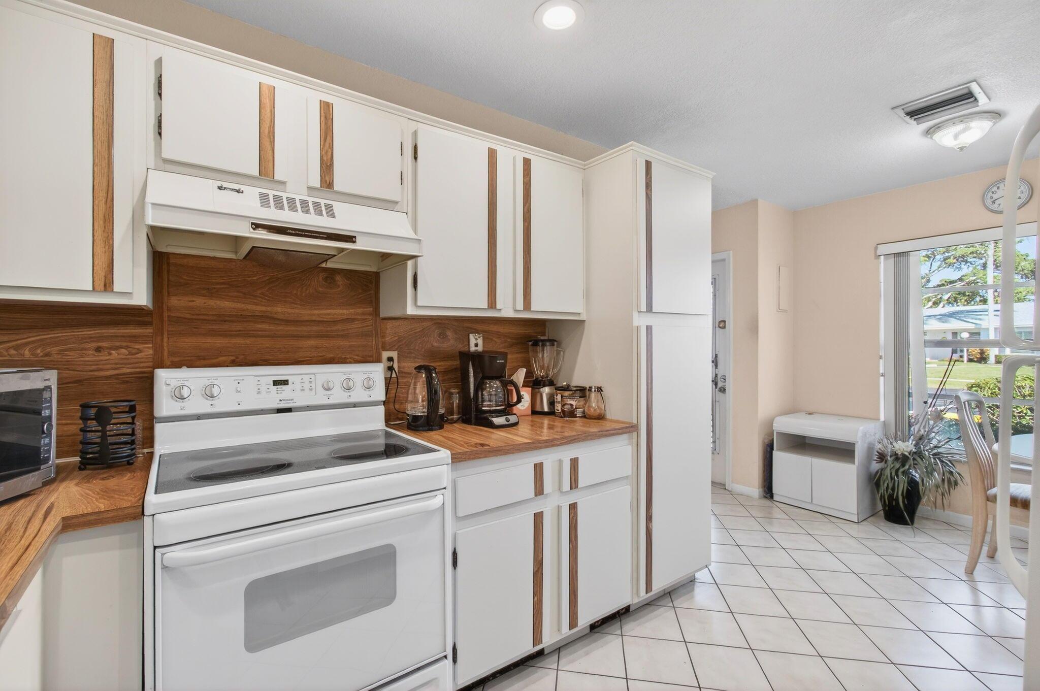 5368 Privet Place B, Delray Beach, FL 33484, Delray Beach - Photo 5