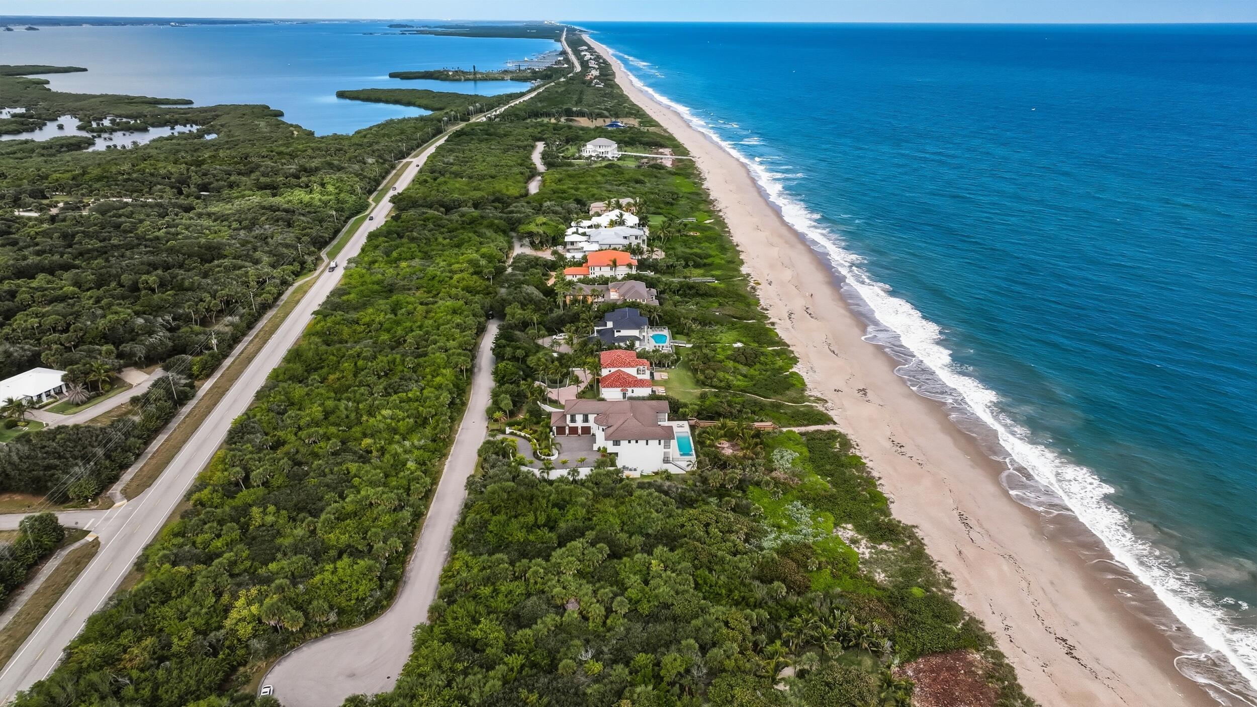 11740 Seaview Drive, Vero Beach, FL 32963, Vero Beach - Photo 5