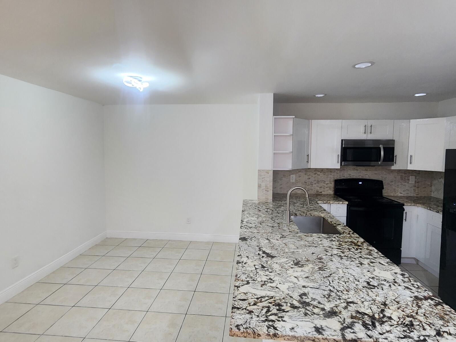 6013 10th Avenue N 208, Greenacres, FL 33463, Greenacres - Photo 5