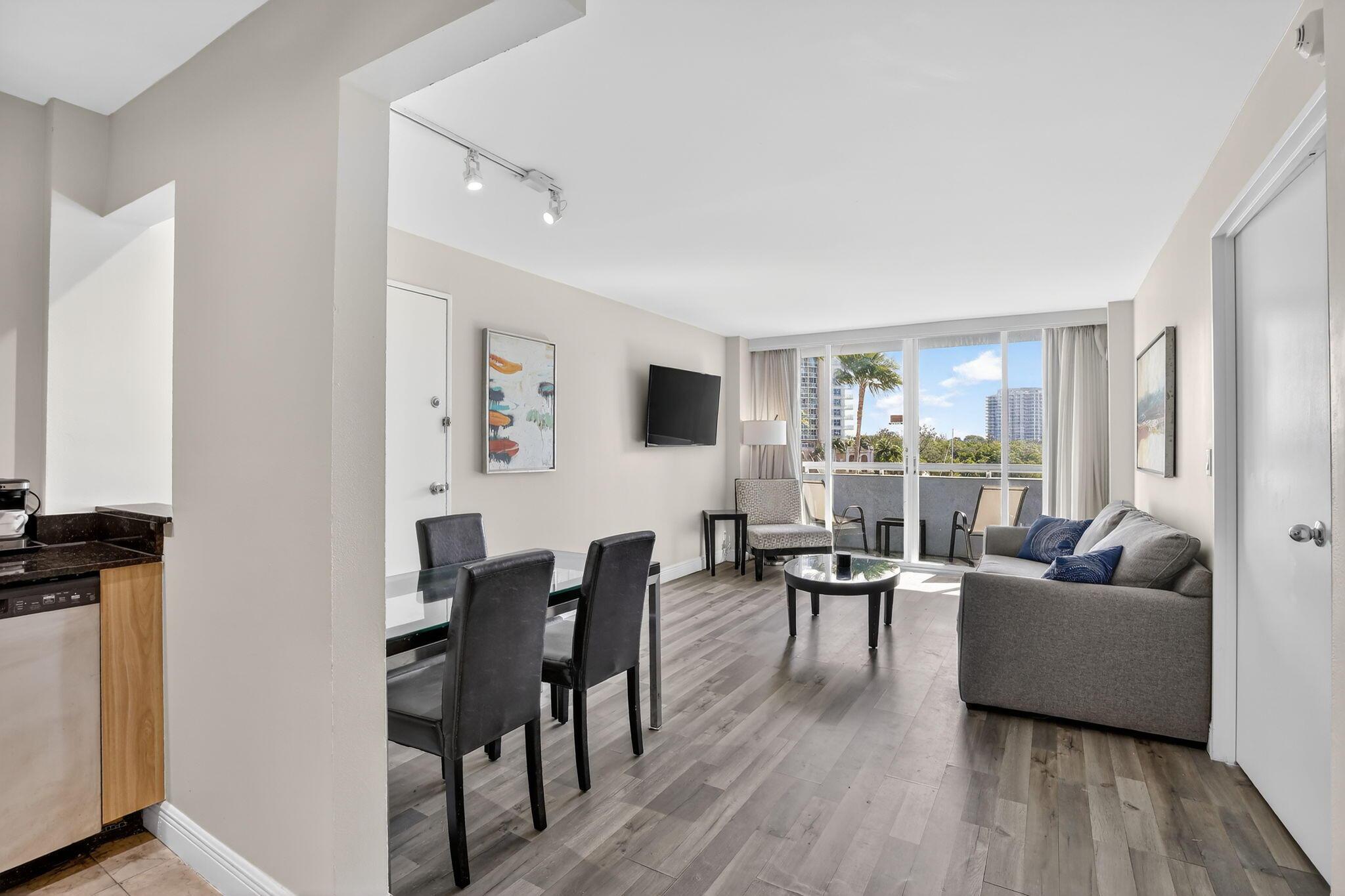 2670 E Sunrise Boulevard 320, Fort Lauderdale, FL 33304, Fort Lauderdale - Photo 2