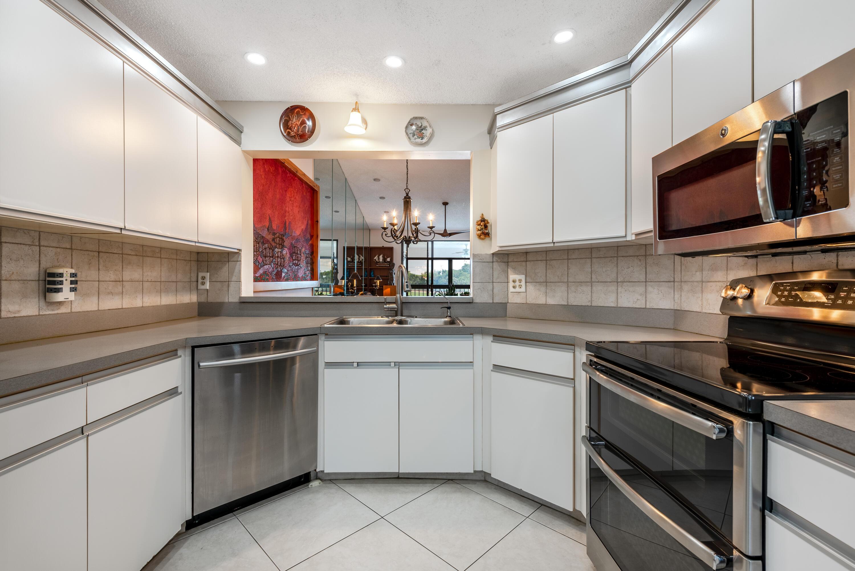 7689 Glendevon Lane 1807, Delray Beach, FL 33446, Delray Beach - Photo 4
