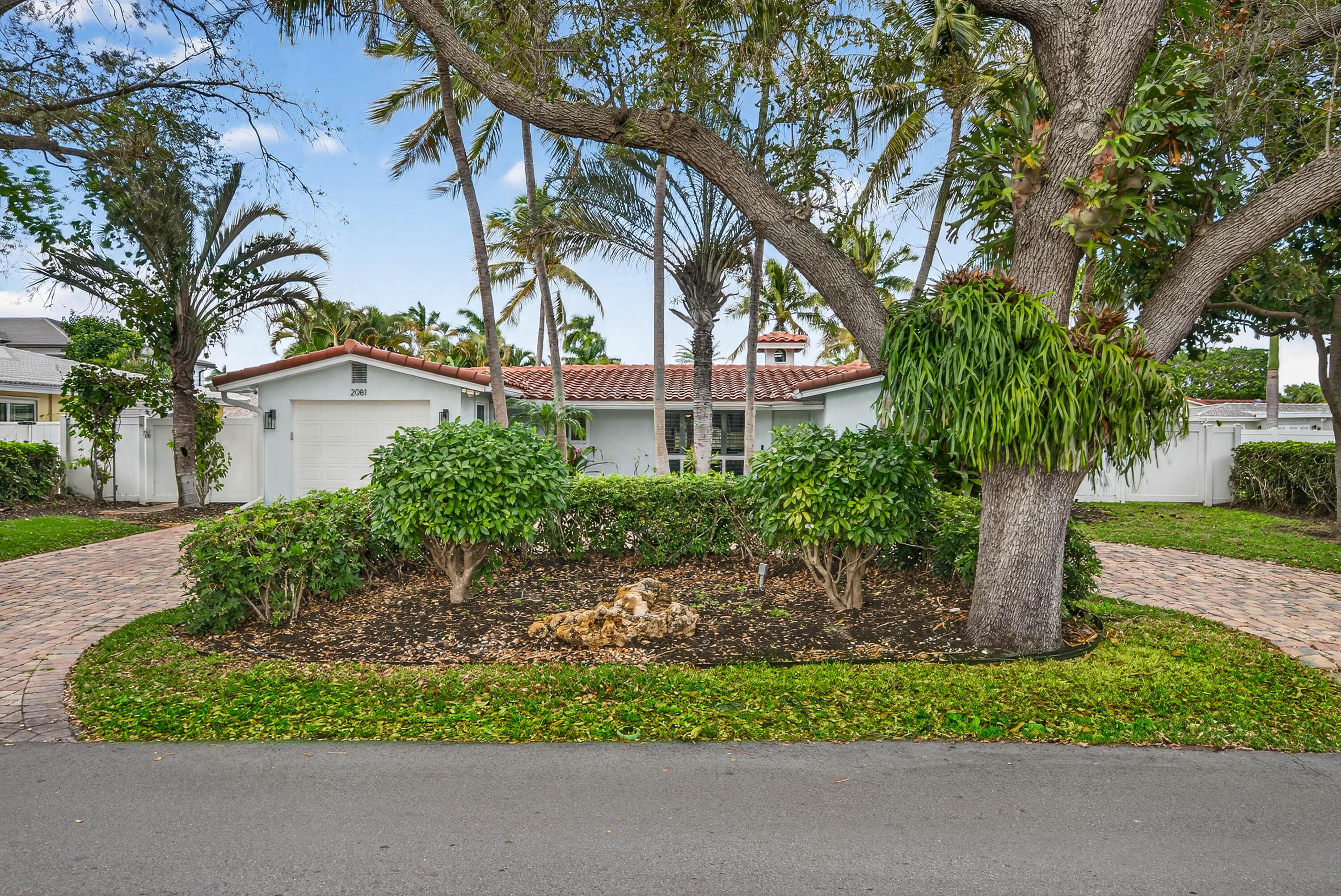 2081 NE 25th Street, Lighthouse Point, FL 33064, Lighthouse Point