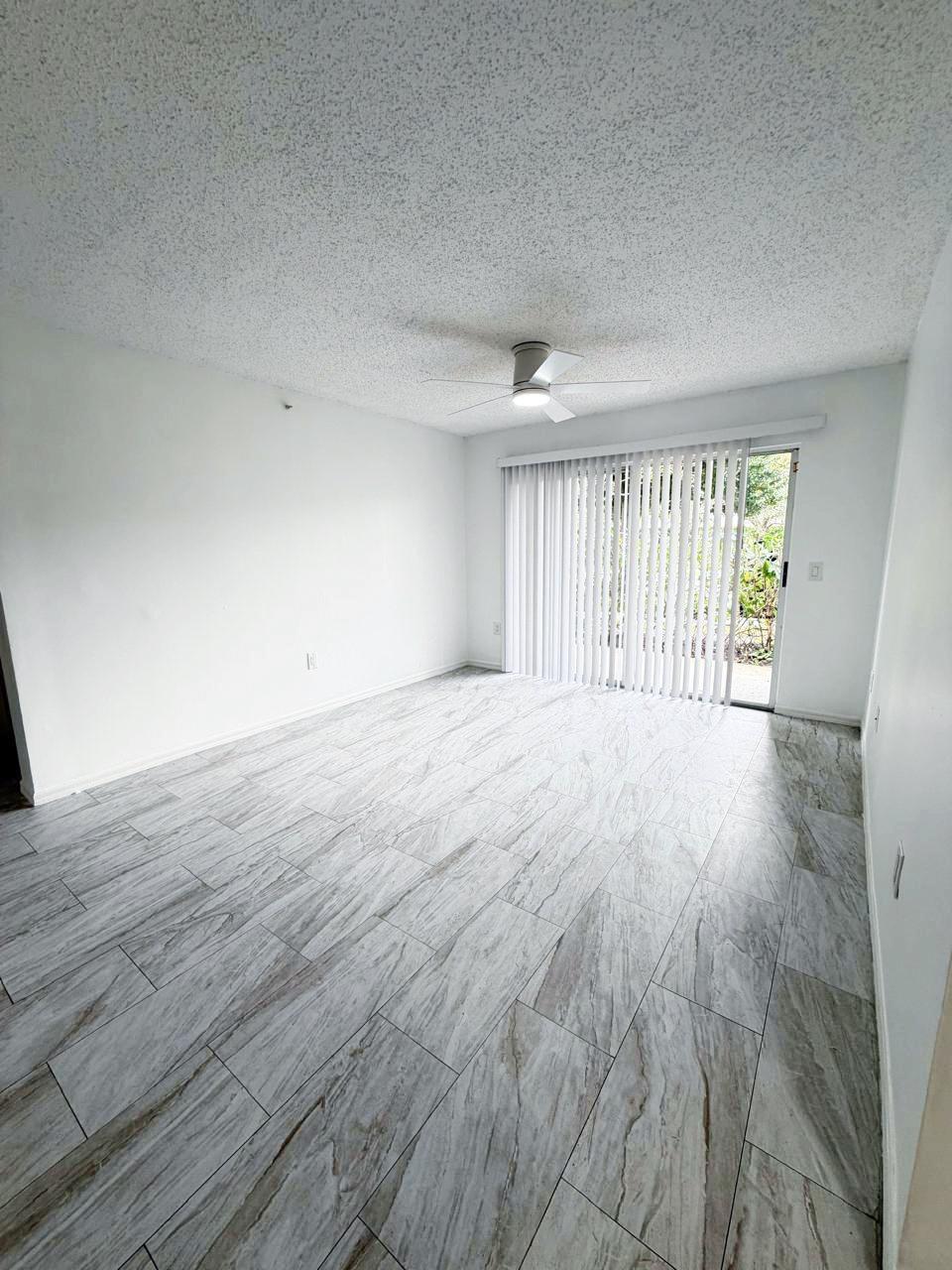 5025 Wiles Road 107, Coconut Creek, FL 33073, Coconut Creek - Photo 2