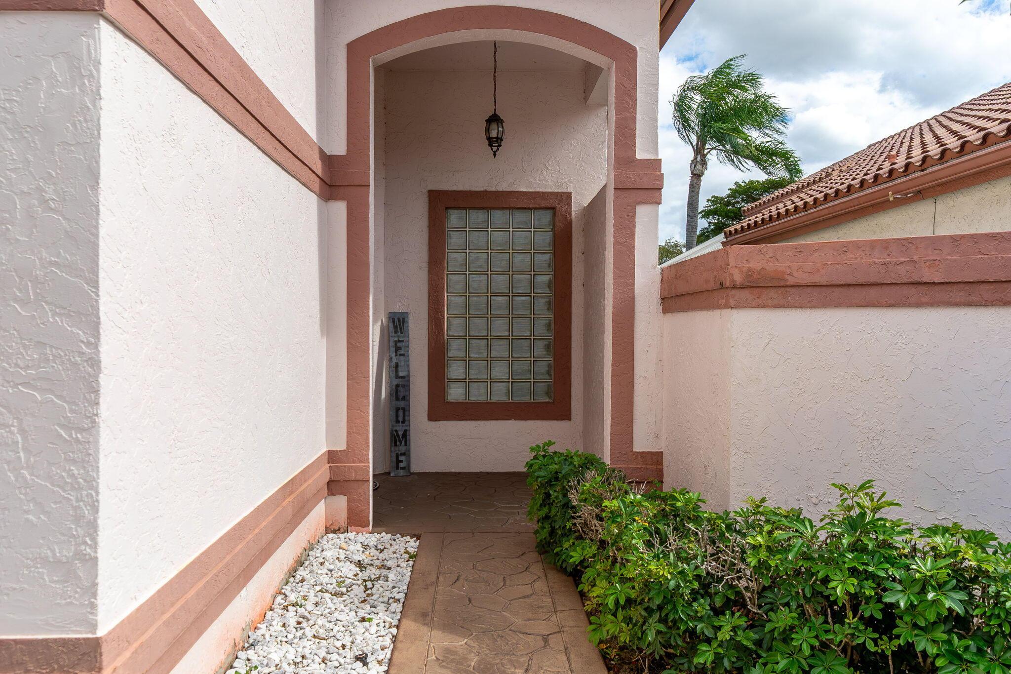 10122 Lexington Circle N, Boynton Beach, FL 33436, Boynton Beach - Photo 3