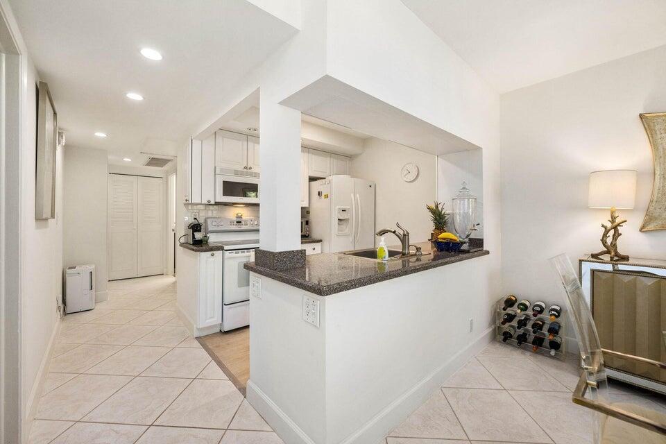 250 NE 20th Street 1010, Boca Raton, FL 33431, Boca Raton - Photo 5