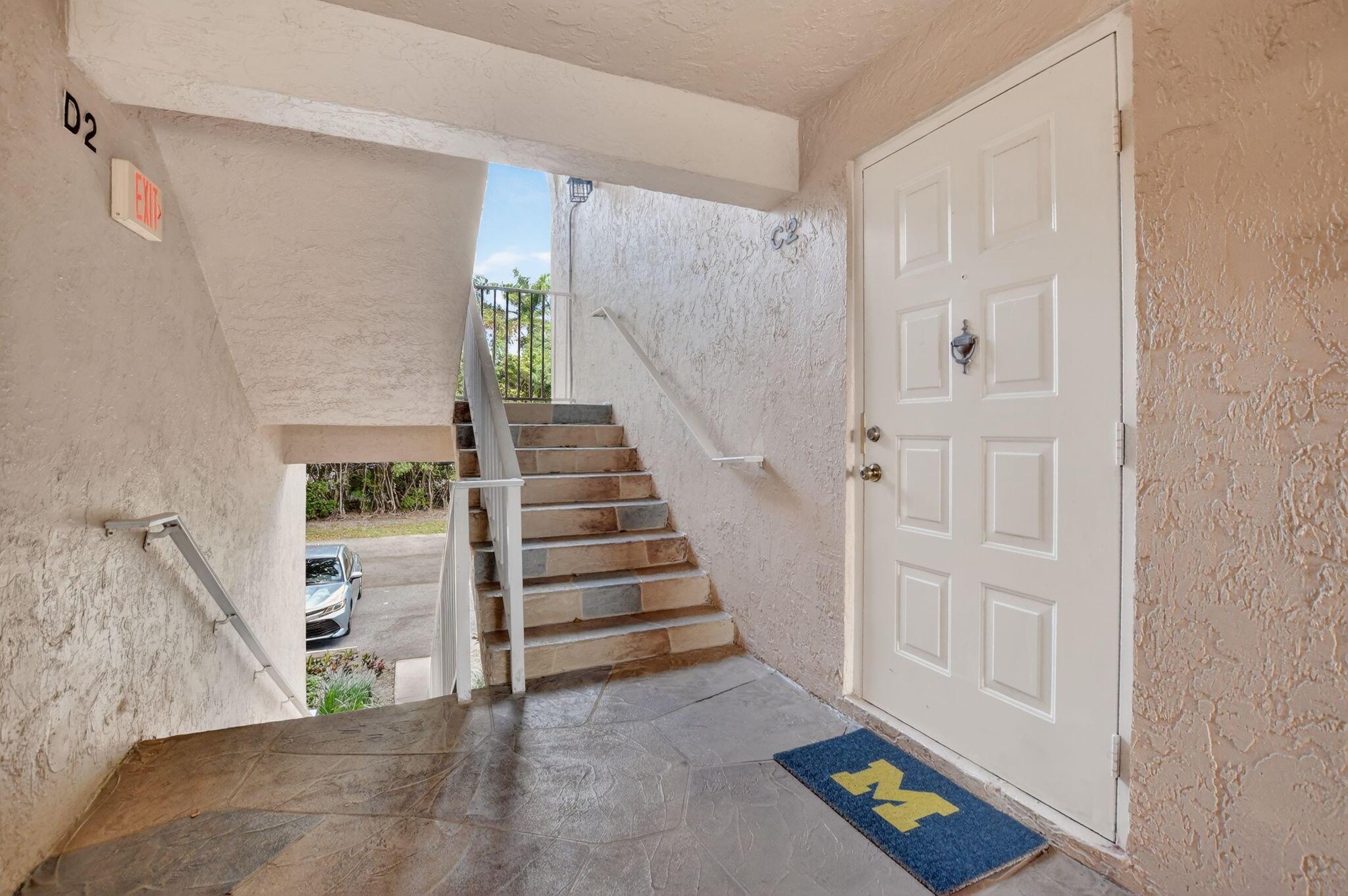 13791 Oneida Drive C2, Delray Beach, FL 33446, Delray Beach - Photo 2
