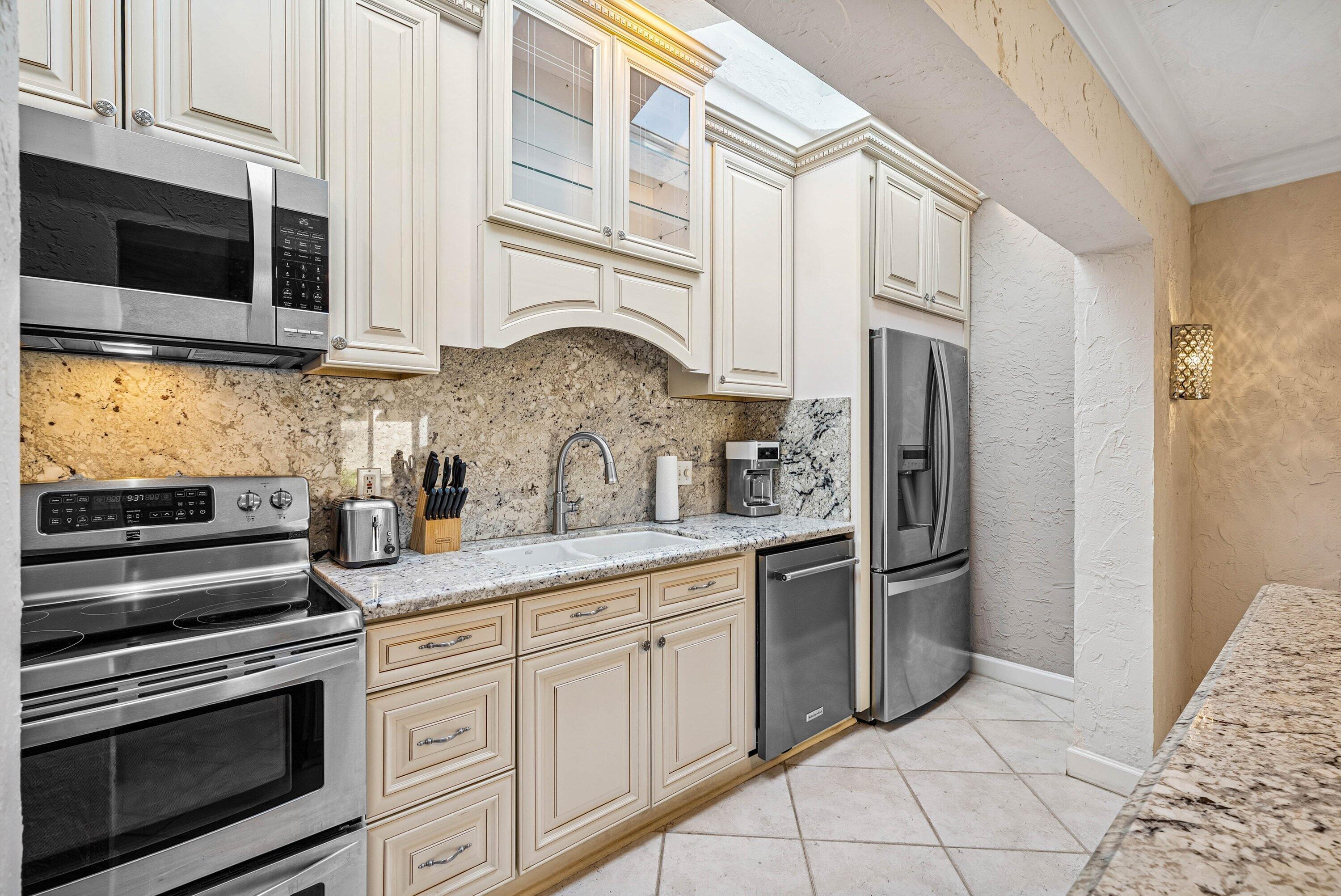 5926 Patio Drive, Boca Raton, FL 33433, Boca Raton - Photo 5