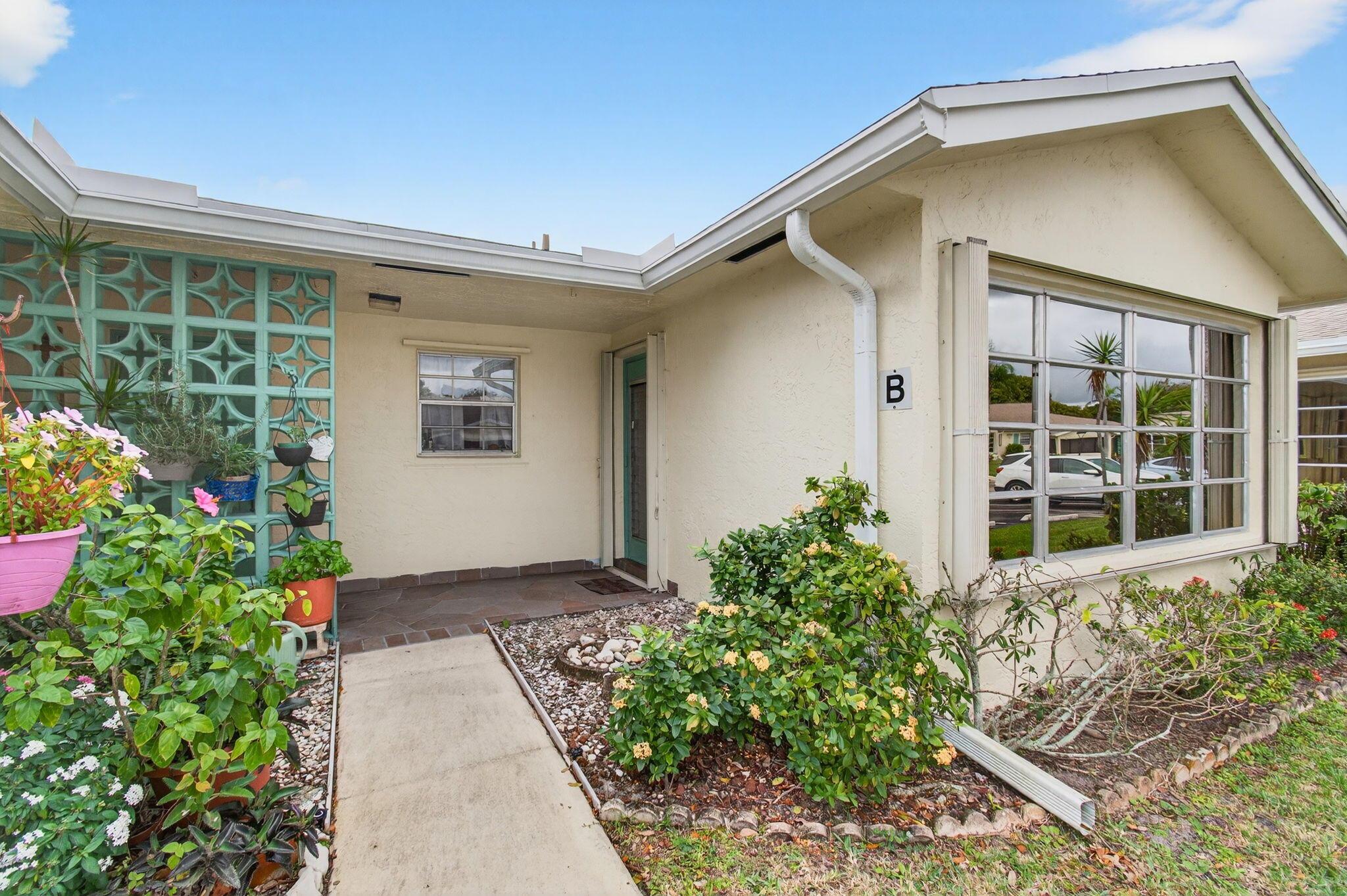 5066 Lakefront Boulevard B, Delray Beach, FL 33484, Delray Beach - Photo 2