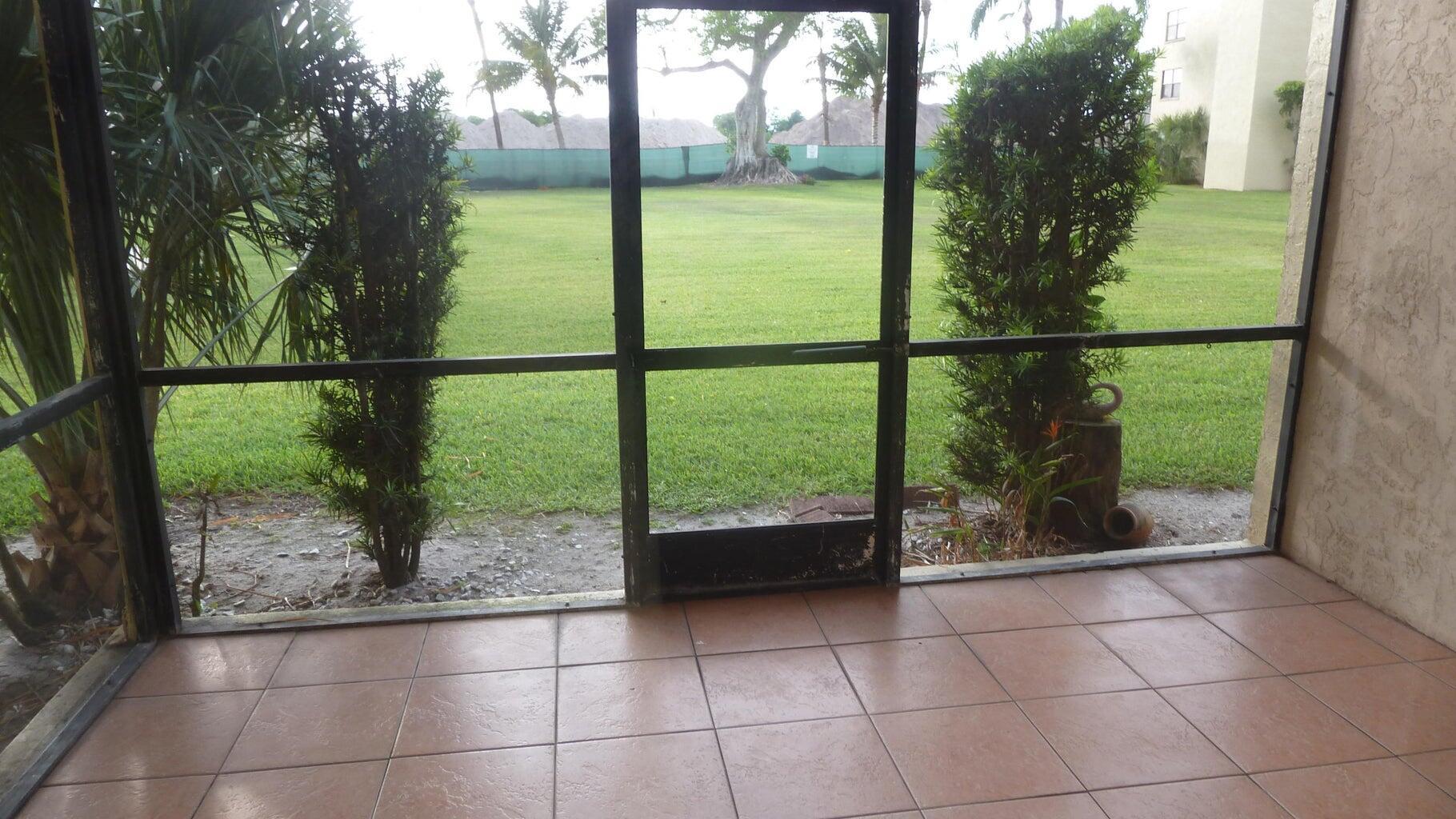 9355 SW 8th Street 103, Boca Raton, FL 33428, Boca Raton - Photo 2