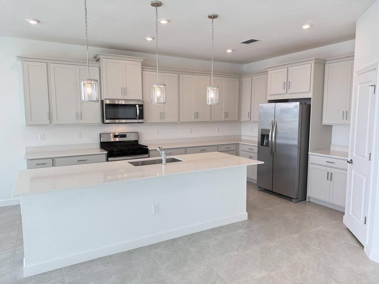 14300 SW Murney Way, Port St. Lucie, FL 34987, Port St. Lucie - Photo 5