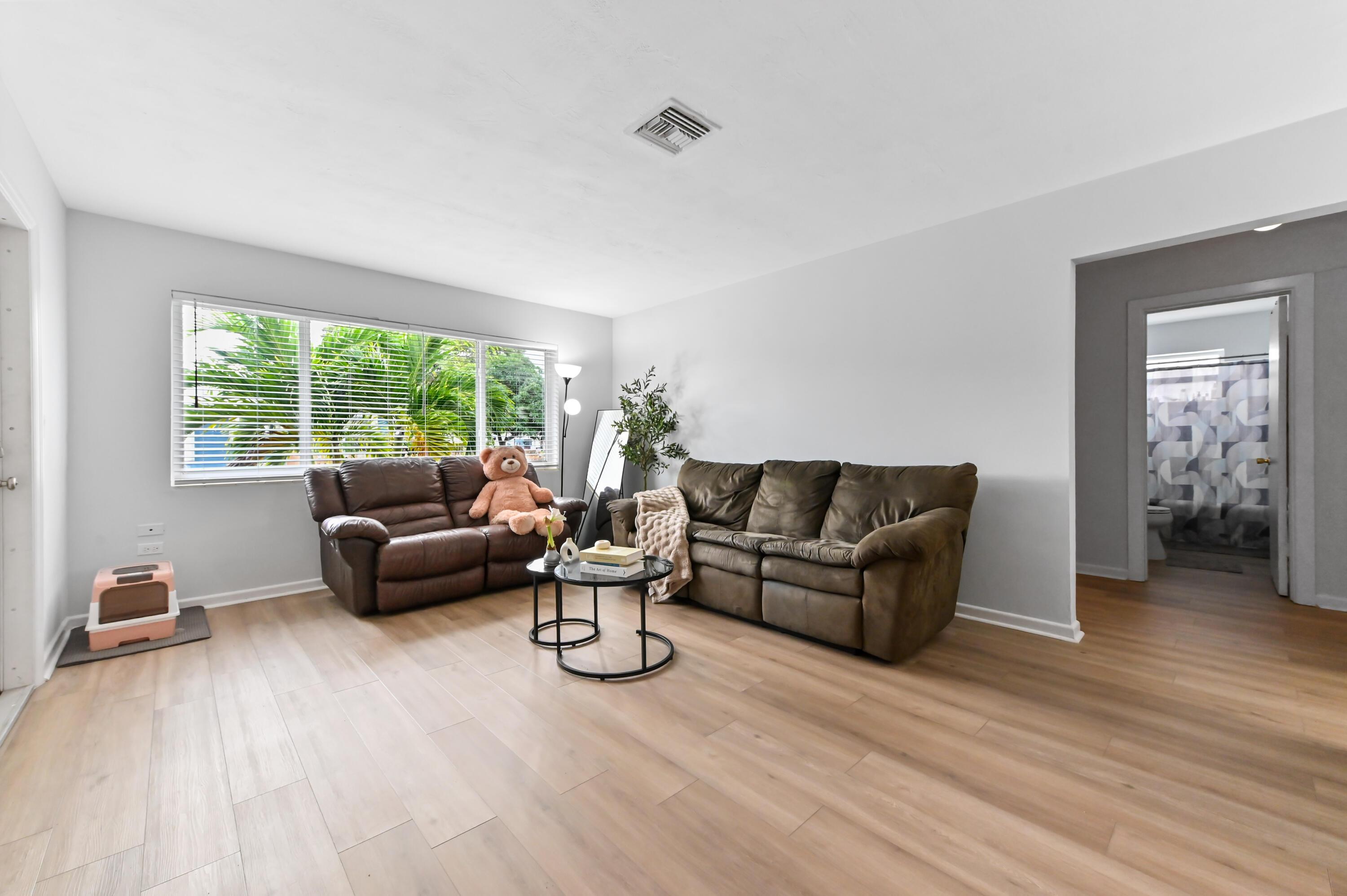 1502 N J Street 1-3, Lake Worth Beach, FL 33460, Lake Worth Beach - Photo 3