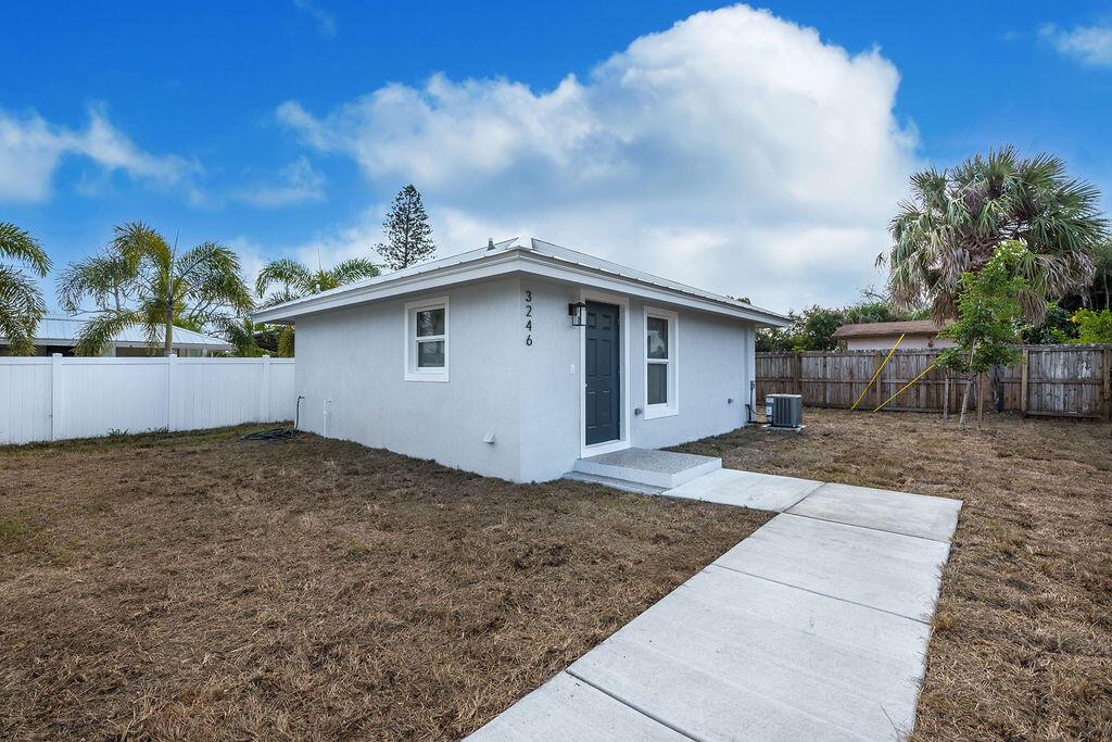 3246 SE Jefferson Street, Stuart, FL 34997, Stuart