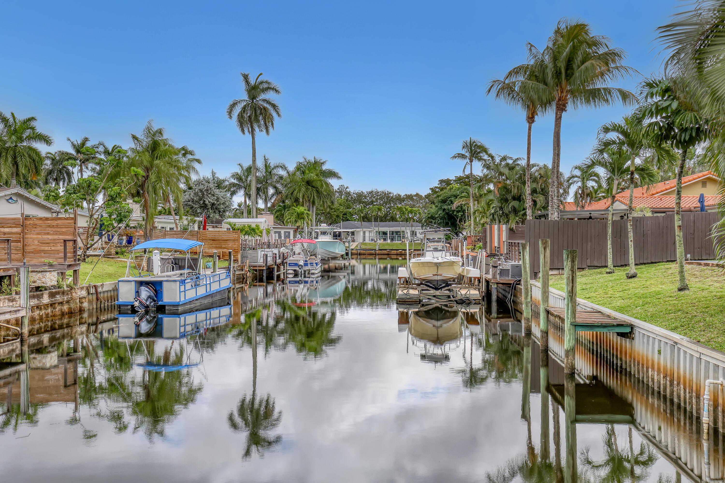 1890 SW 59th Avenue SW, Plantation, FL 33317, Plantation - Photo 5